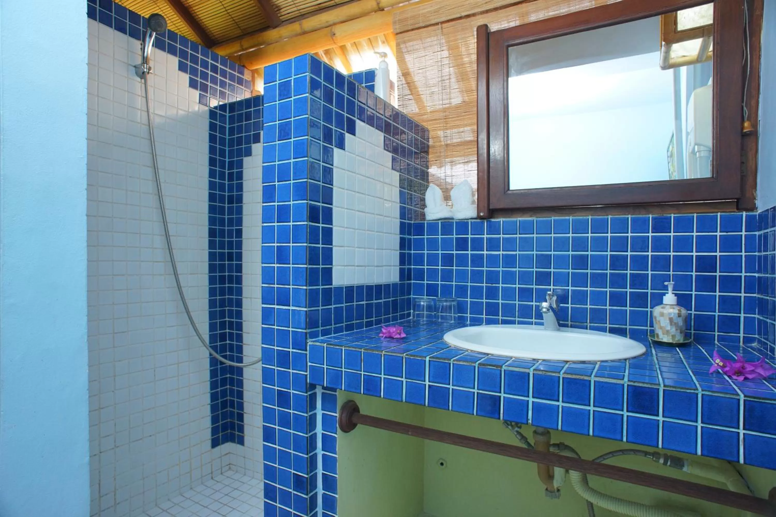 Bathroom in Pondok Agung Bed & Breakfast