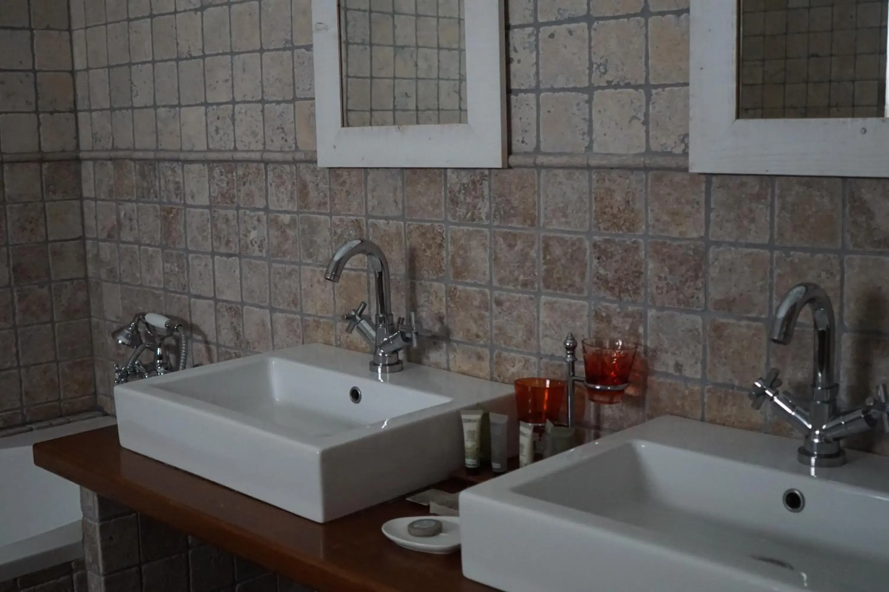 Shower, Bathroom in Manoir Des Douets Fleuris