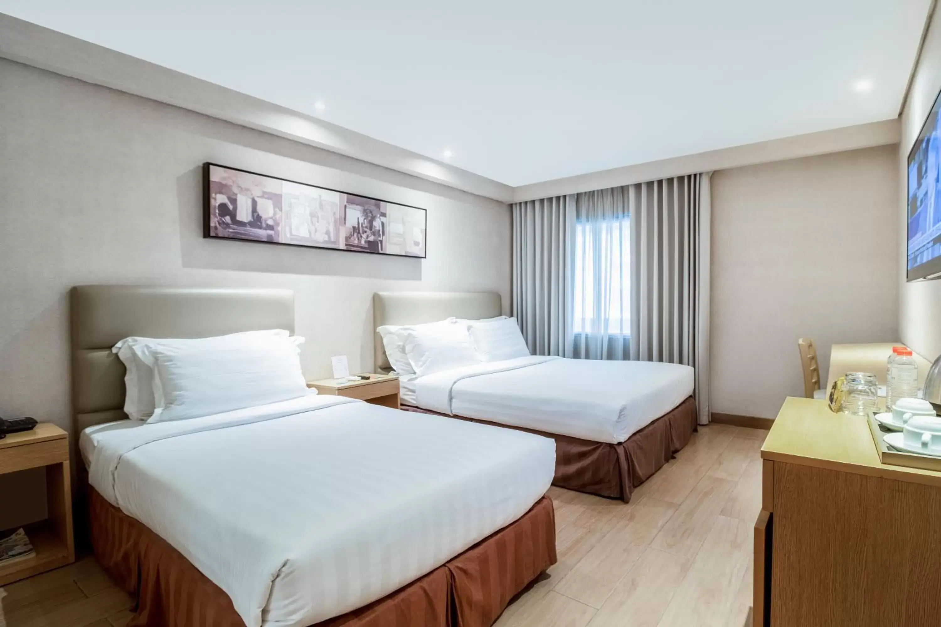 Photo of the whole room, Bed in Jinjiang Inn - Ortigas