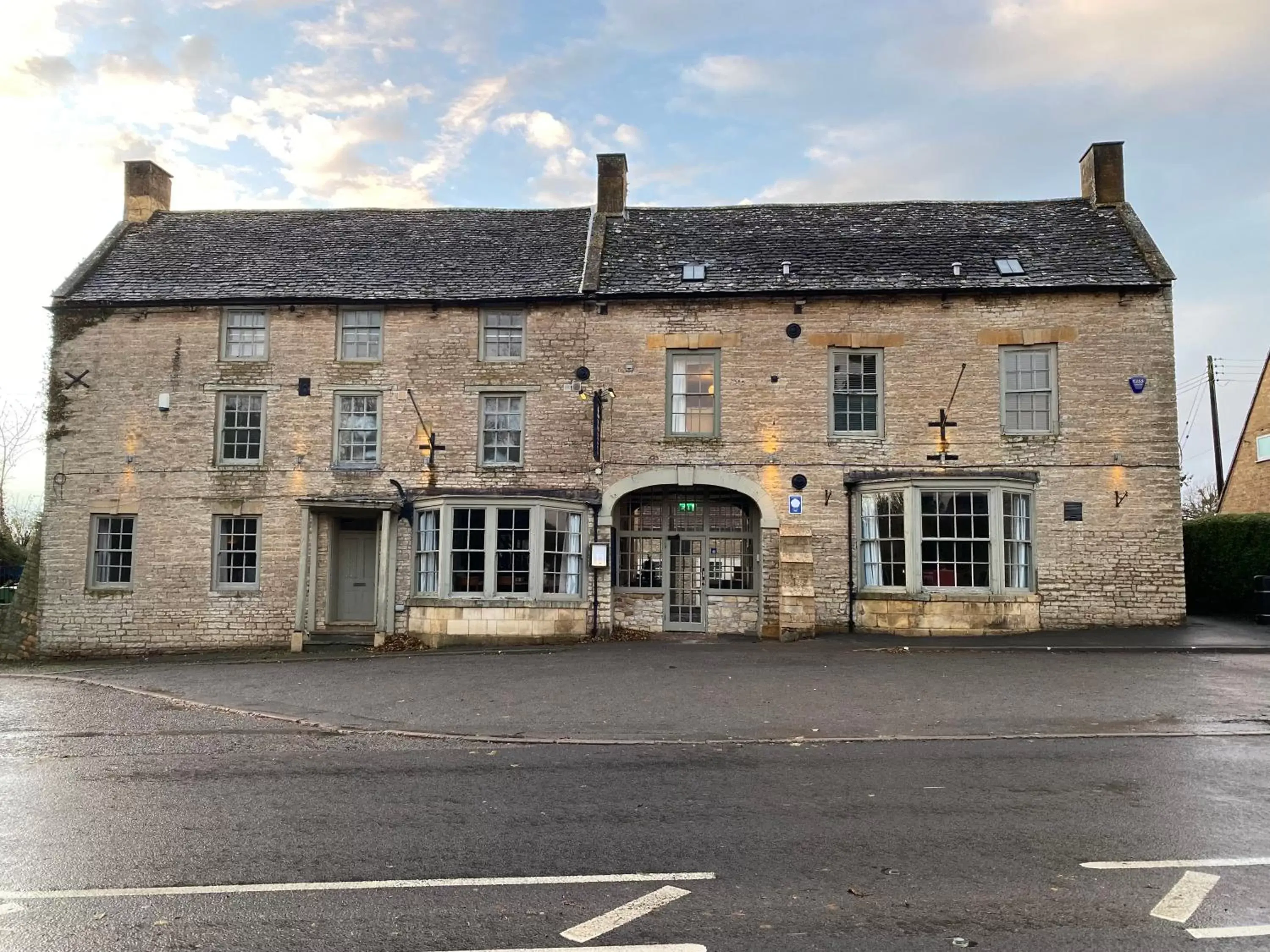 Property Building in The Halford Bridge Inn