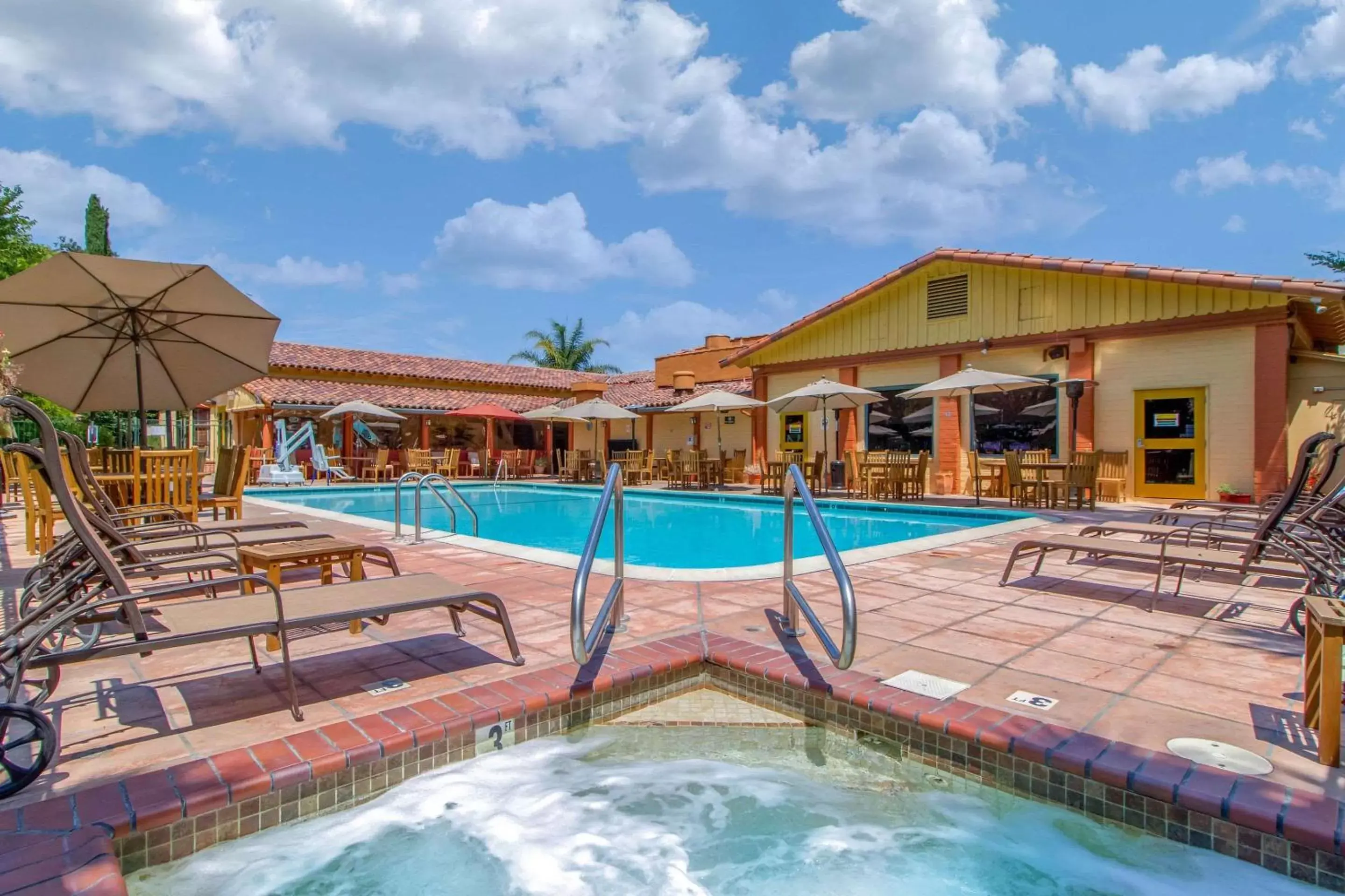 Swimming Pool in Inn Marin and Suites, Ascend Hotel Collection