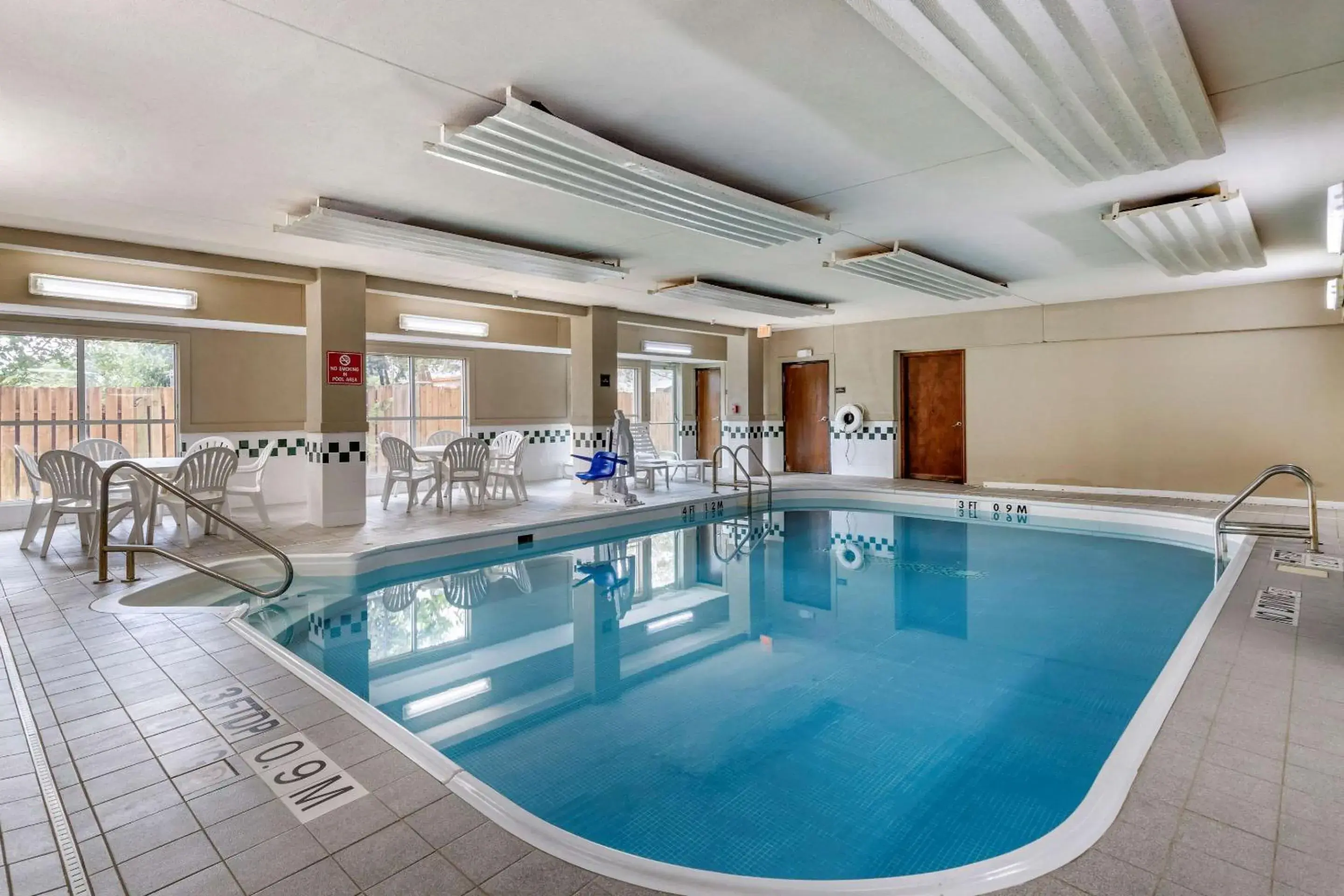 Activities, Swimming Pool in Comfort Inn & Suites ATX North