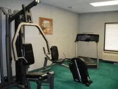 Fitness centre/facilities, Fitness Center/Facilities in Grand Vista Hotel & Suites