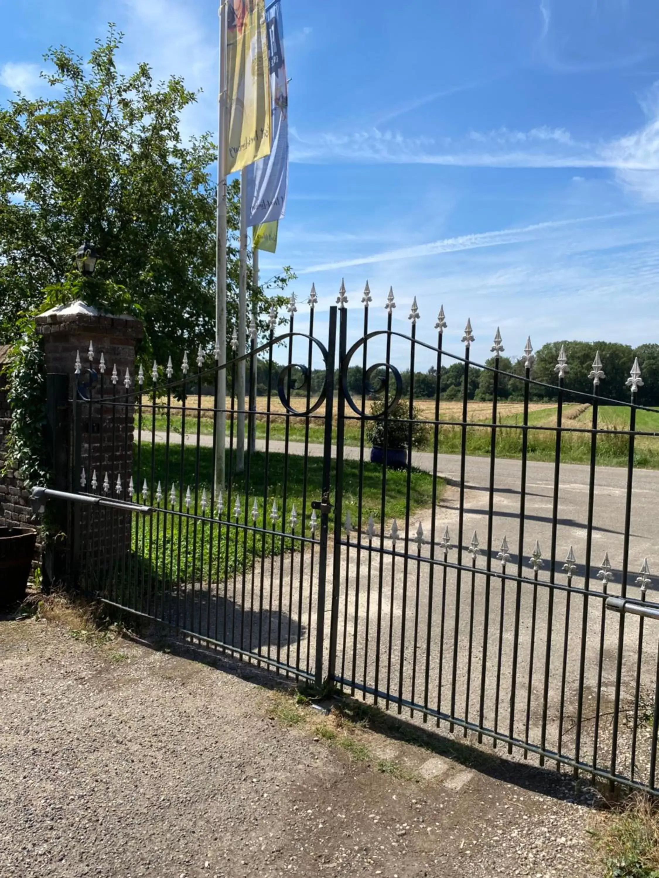 Garden view in De Heeren Hoeve Carpe Diem