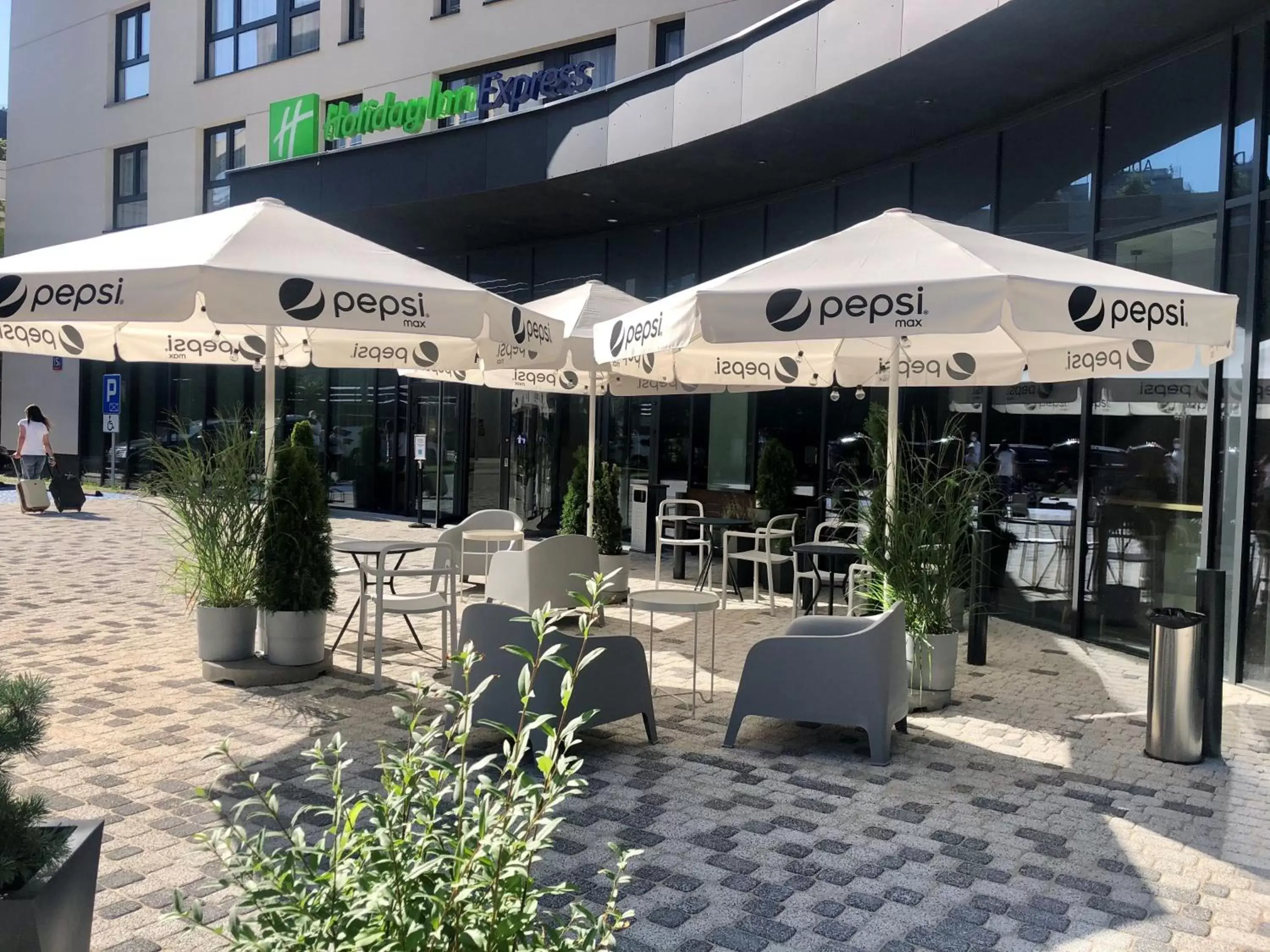 Property building, Restaurant/Places to Eat in Holiday Inn Express Warsaw - Mokotow, an IHG Hotel