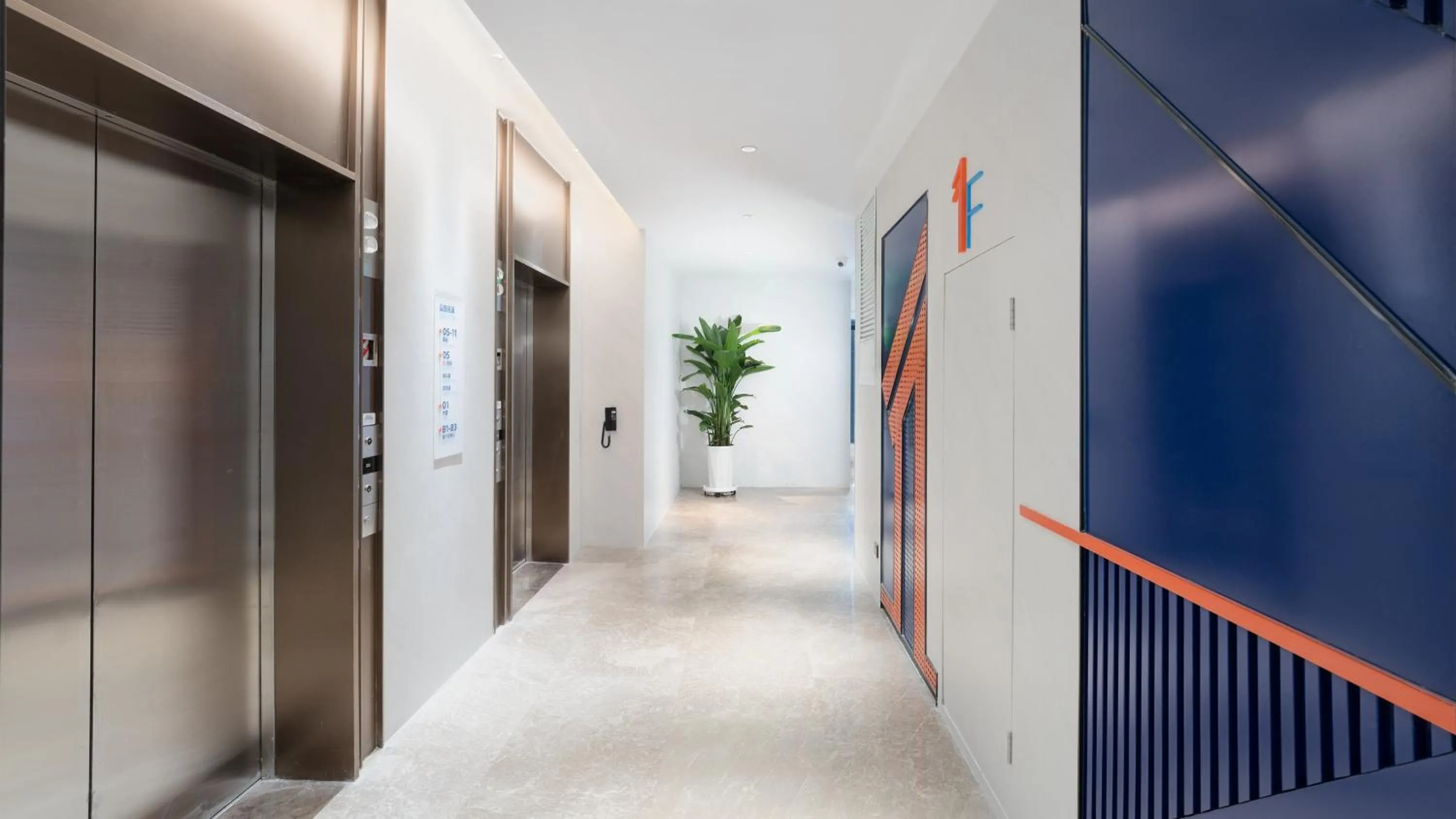 Lobby or reception in Holiday Inn Express Lanzhou Jianlan, an IHG Hotel