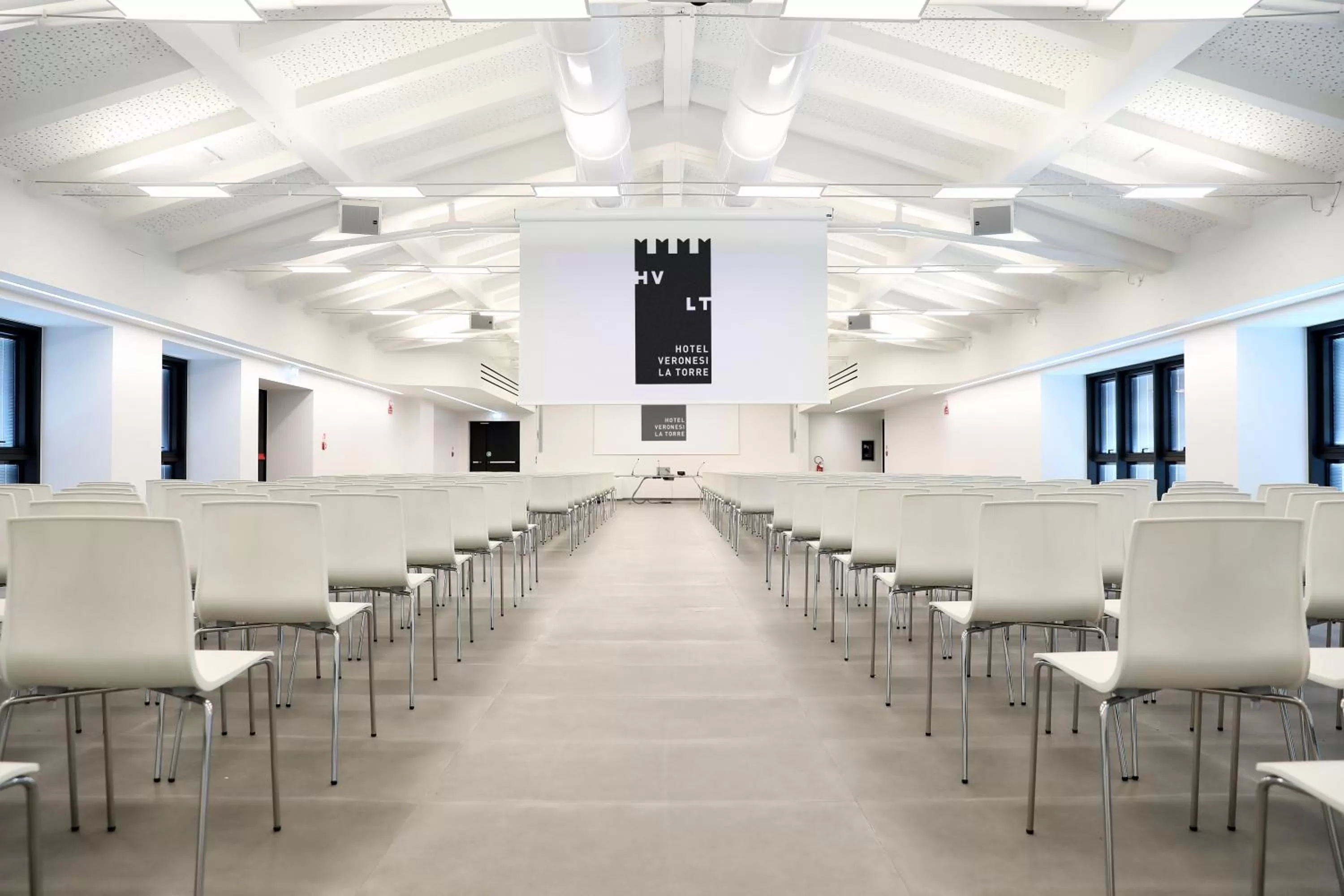 Meeting/conference room in Hotel Veronesi La Torre