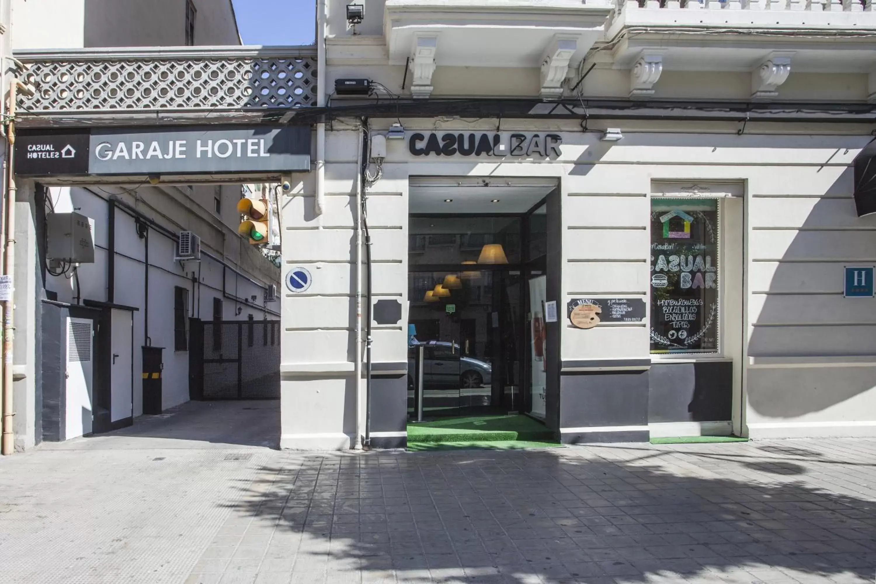 Facade/entrance in Casual de las Artes Valencia