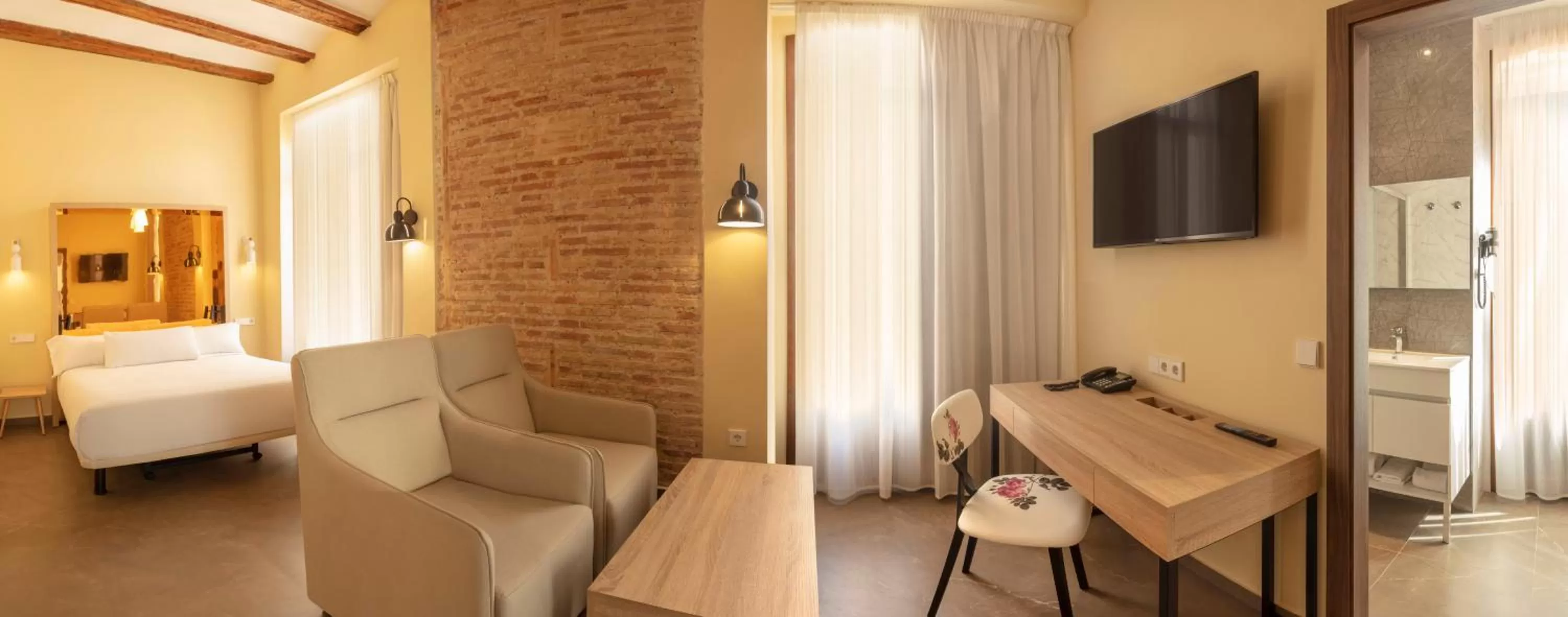 Bed in SH Suite Palace