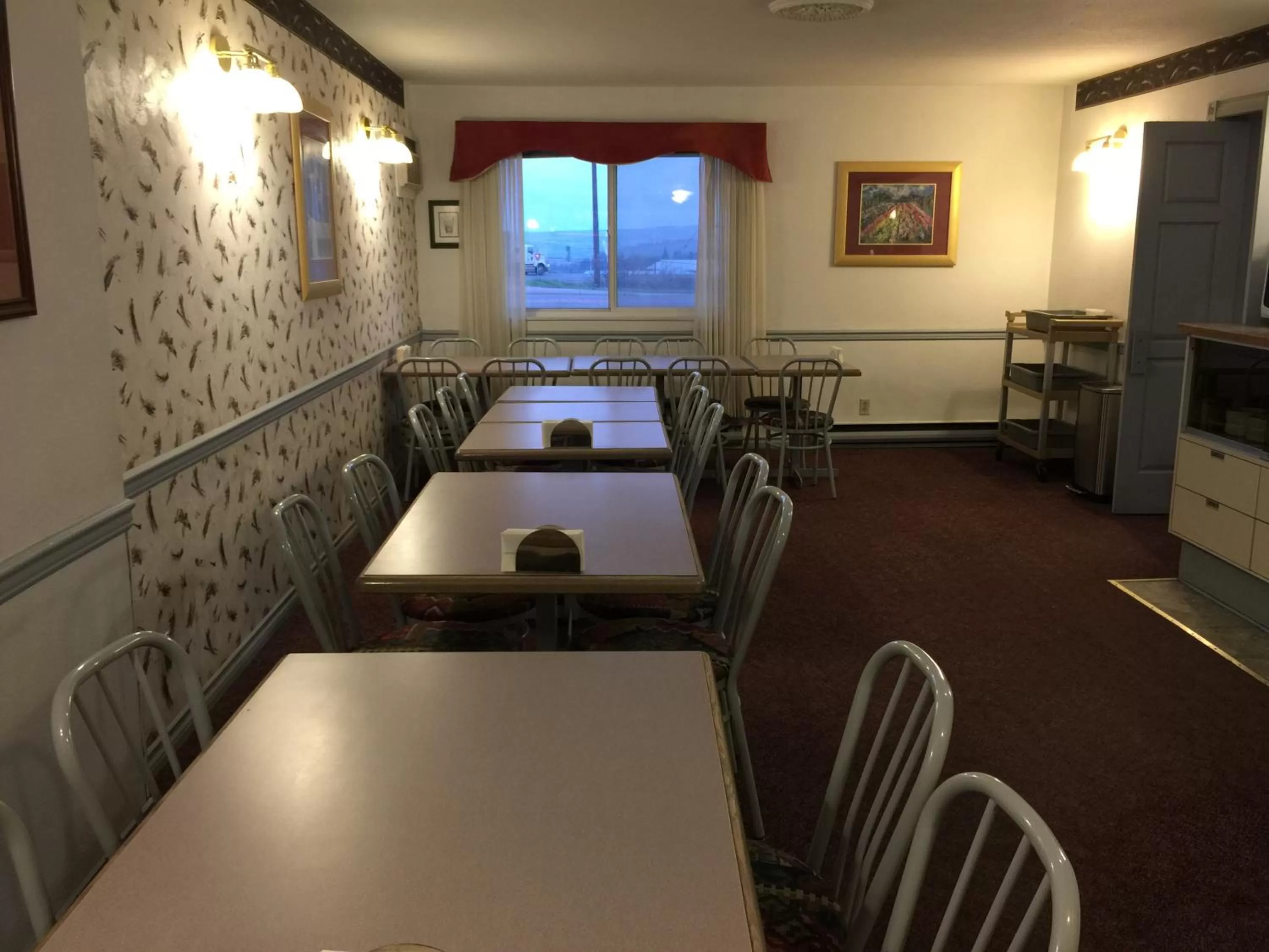 Continental breakfast in DC Lodge