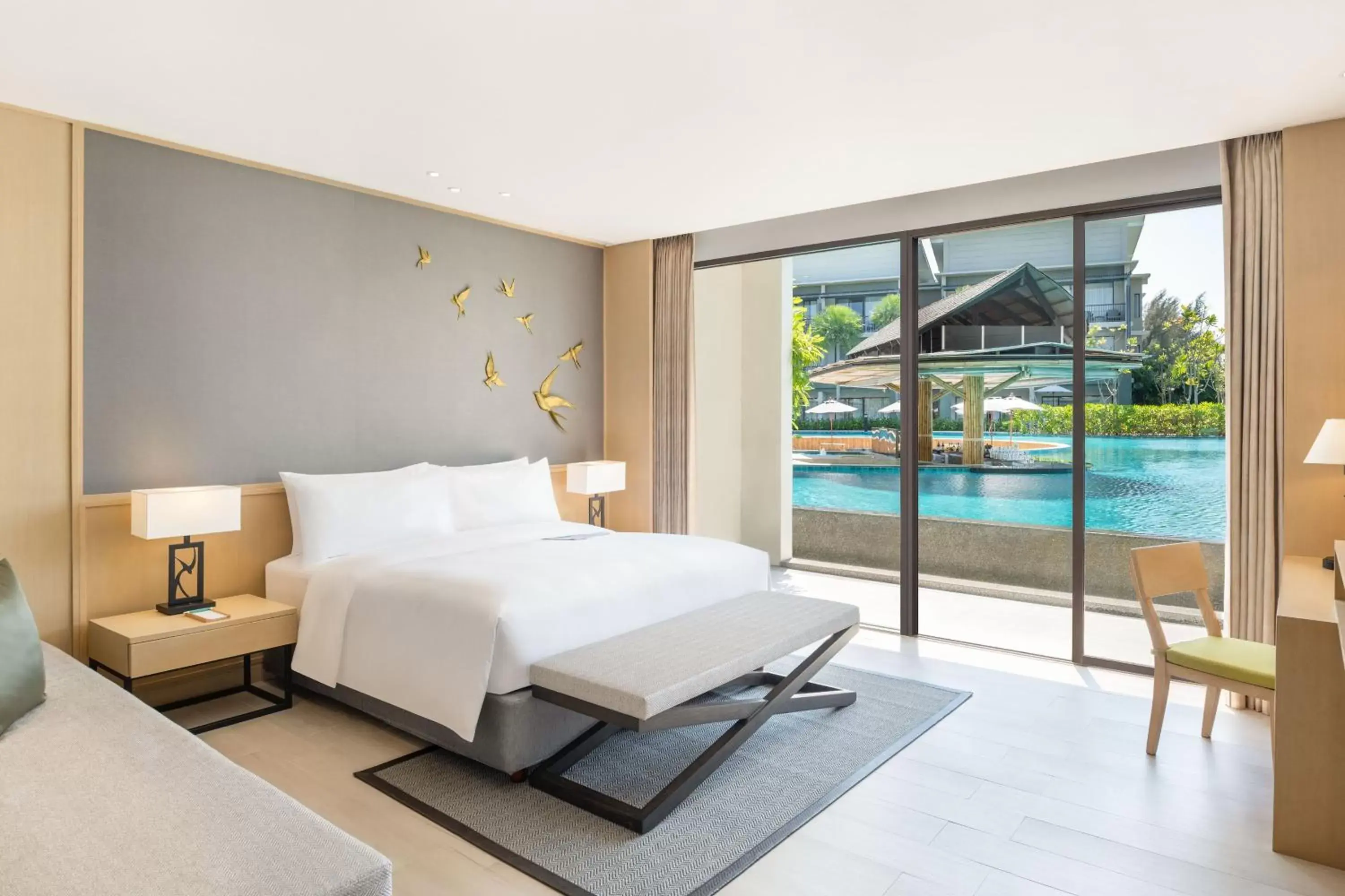 Bedroom, Pool View in Le Meridien Khao Lak Resort & Spa