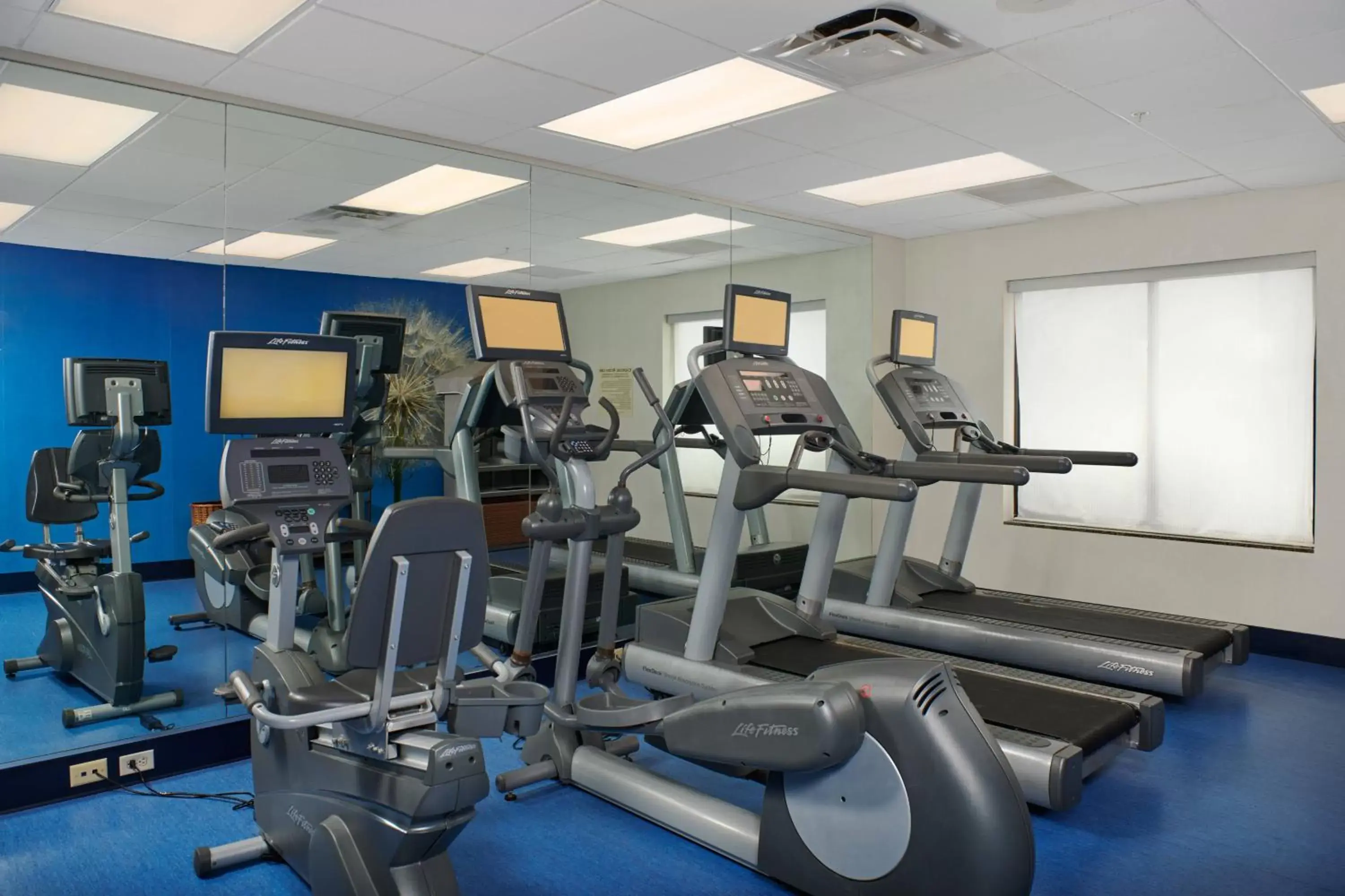 Fitness centre/facilities, Fitness Center/Facilities in SpringHill Suites by Marriott Baton Rouge North / Airport