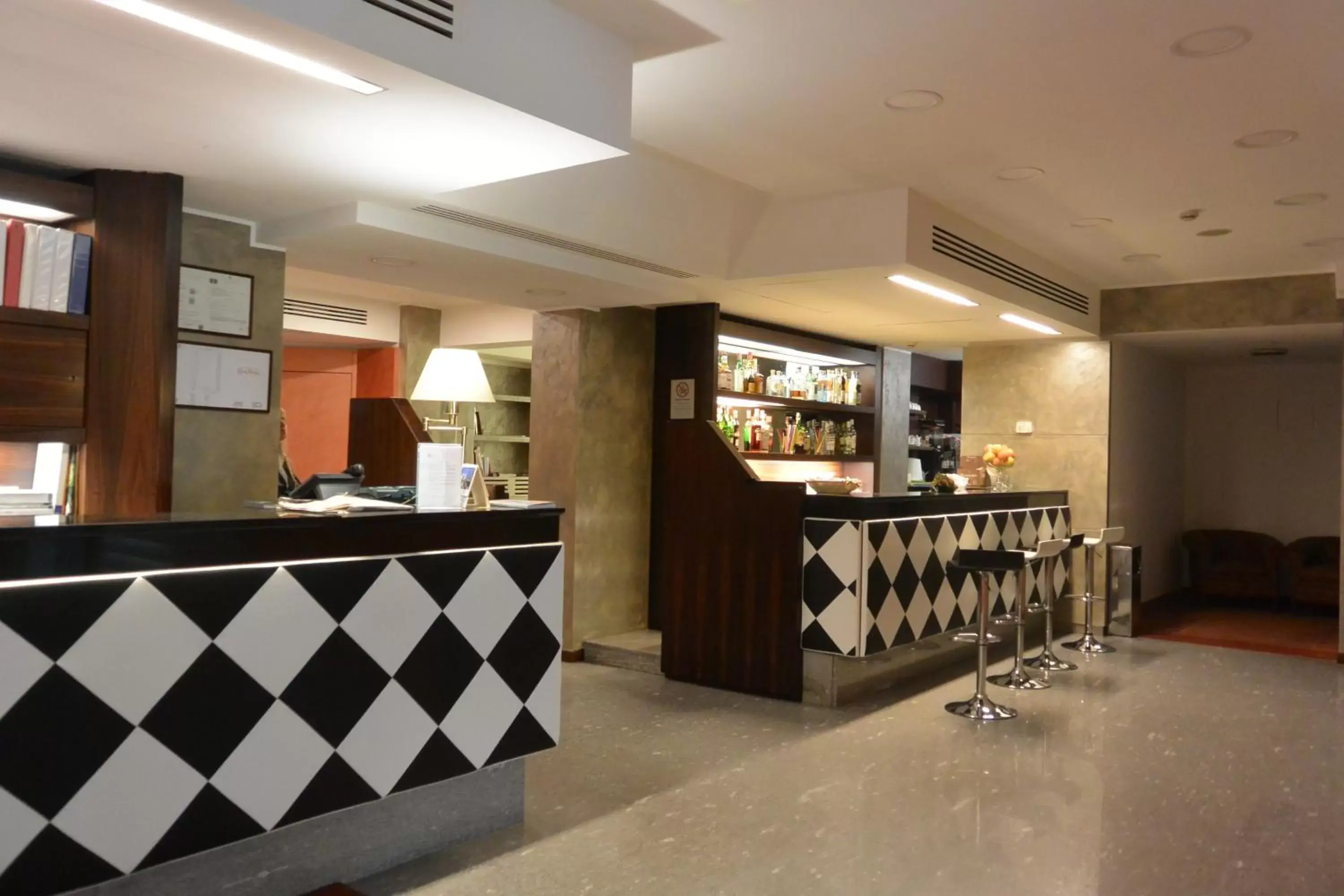 Lounge or bar, Lobby/Reception in Hotel Metrò