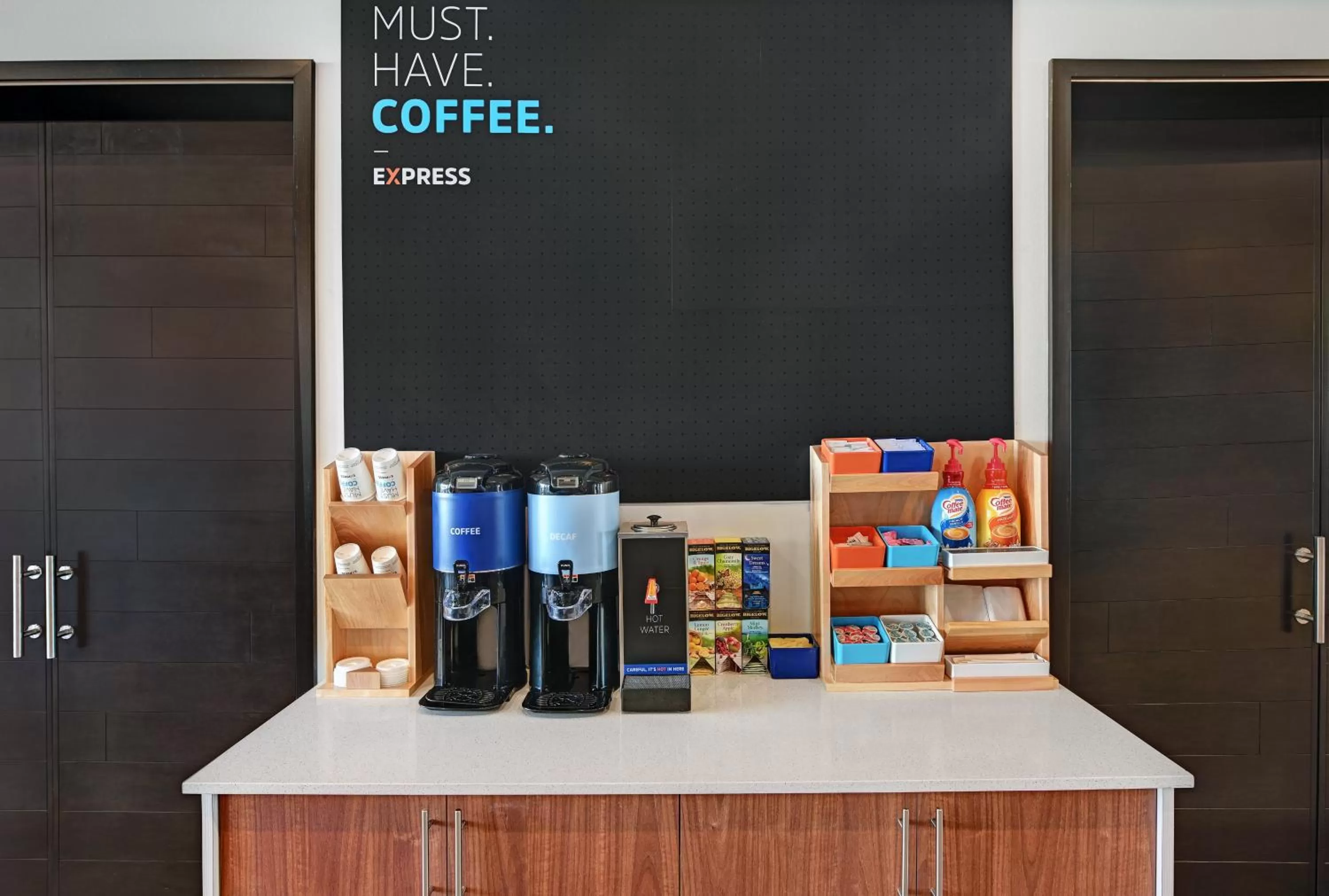 Breakfast in Holiday Inn Express & Suites Memorial – CityCentre by IHG