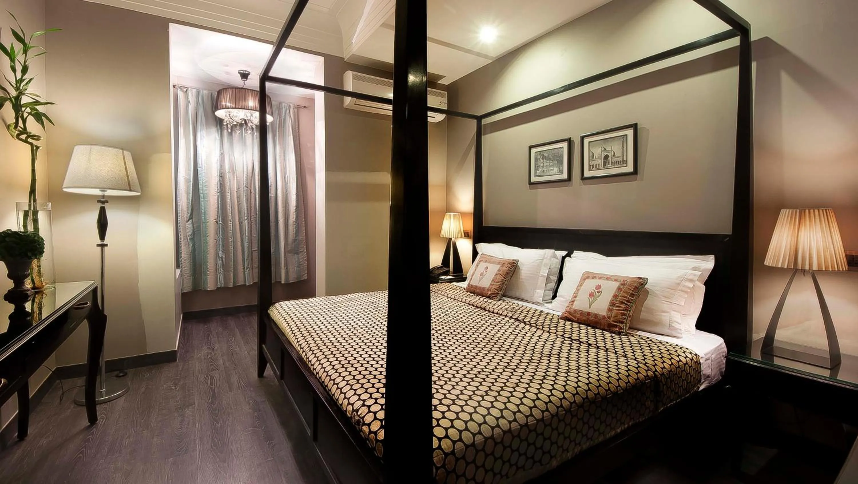 Bedroom, Bed in Hotel Ajanta - Colonial Charm Award Winning Luxury Hotel in the Heart of the City