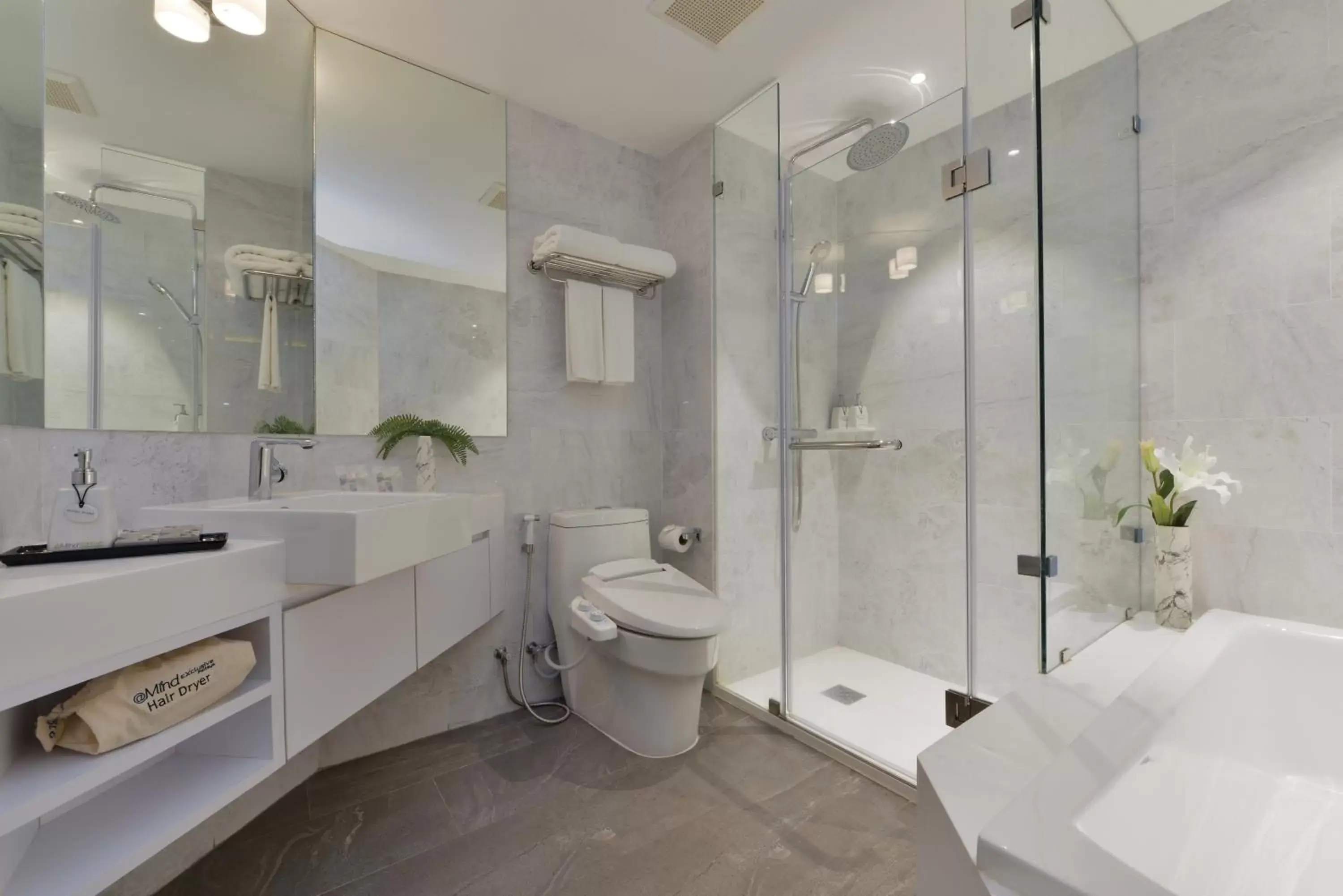 Bathroom in Arden Hotel and Residence by At Mind