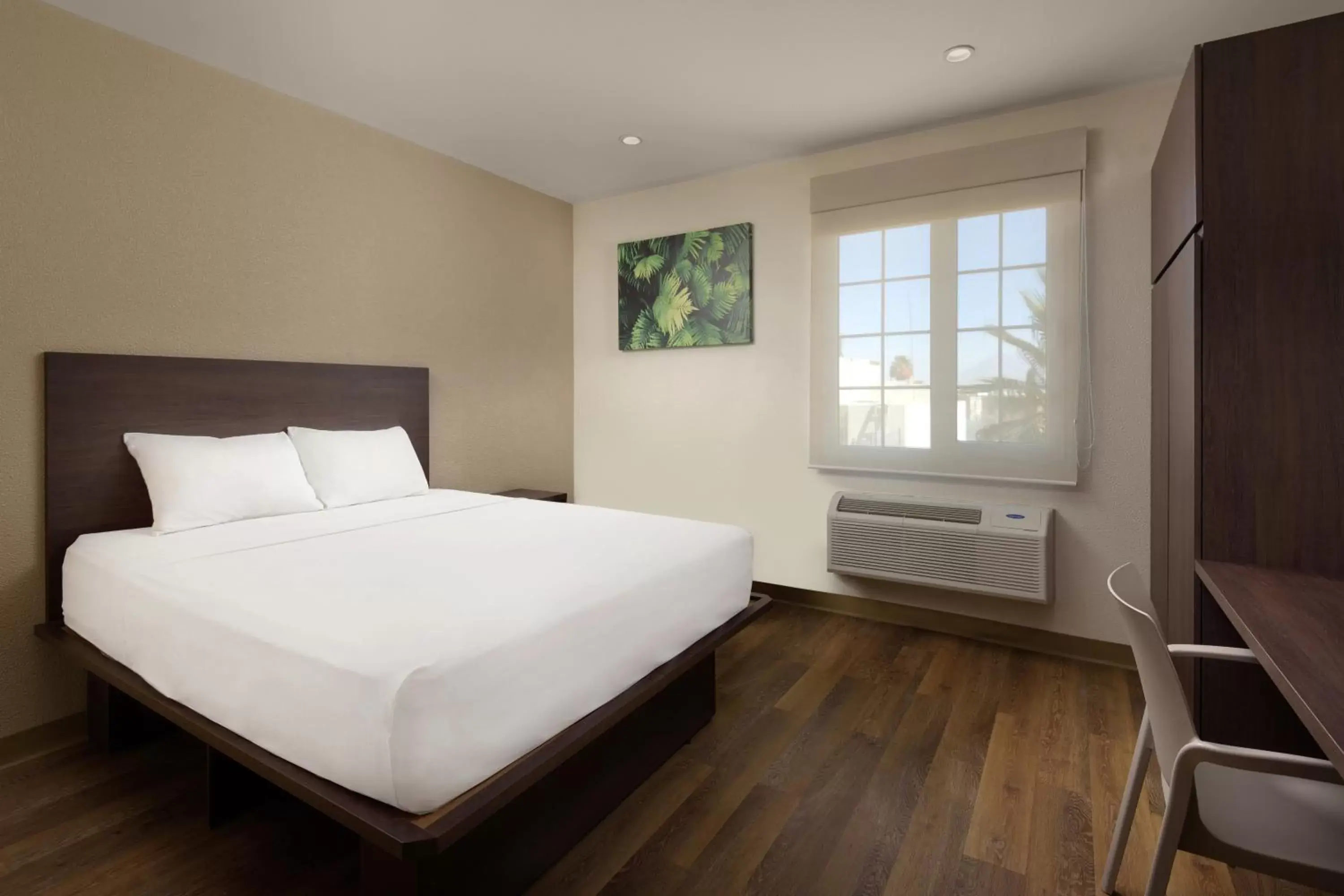 Bed in Extended Suites Saltillo Galerías