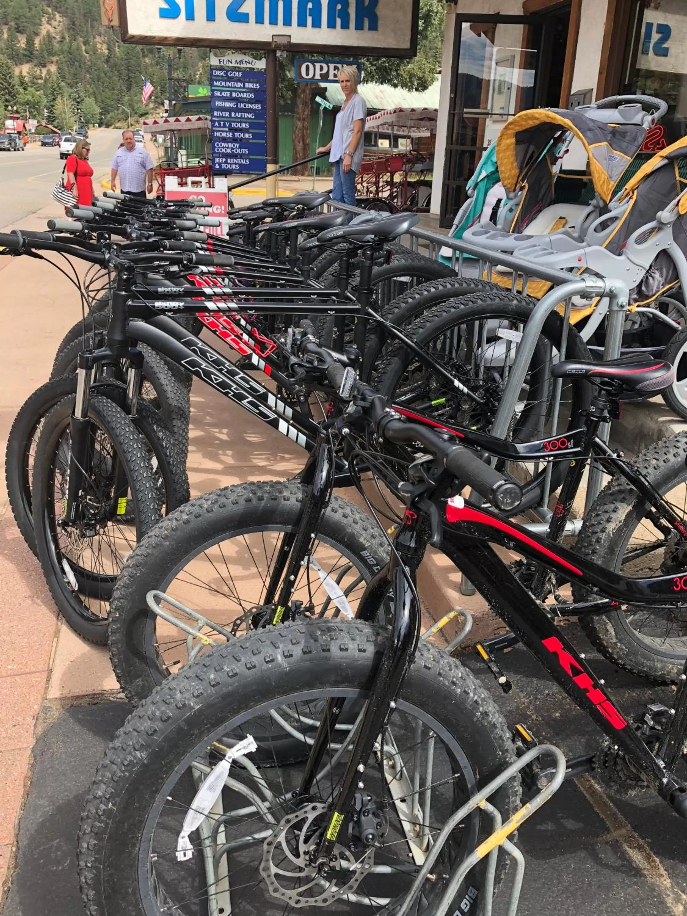 Cycling, Biking in Sitzmark Sports Lodge