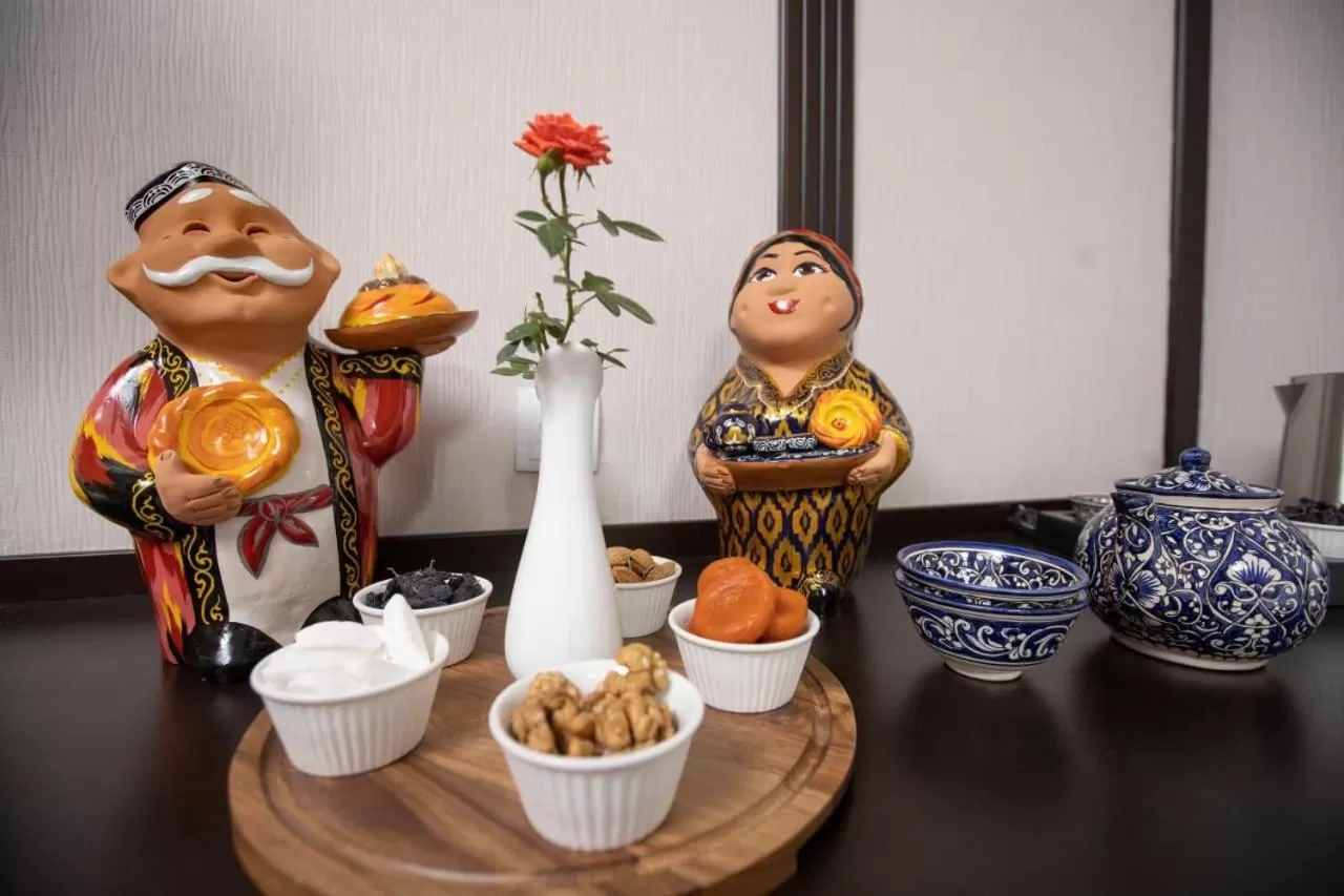 Decorative detail in The Shahar