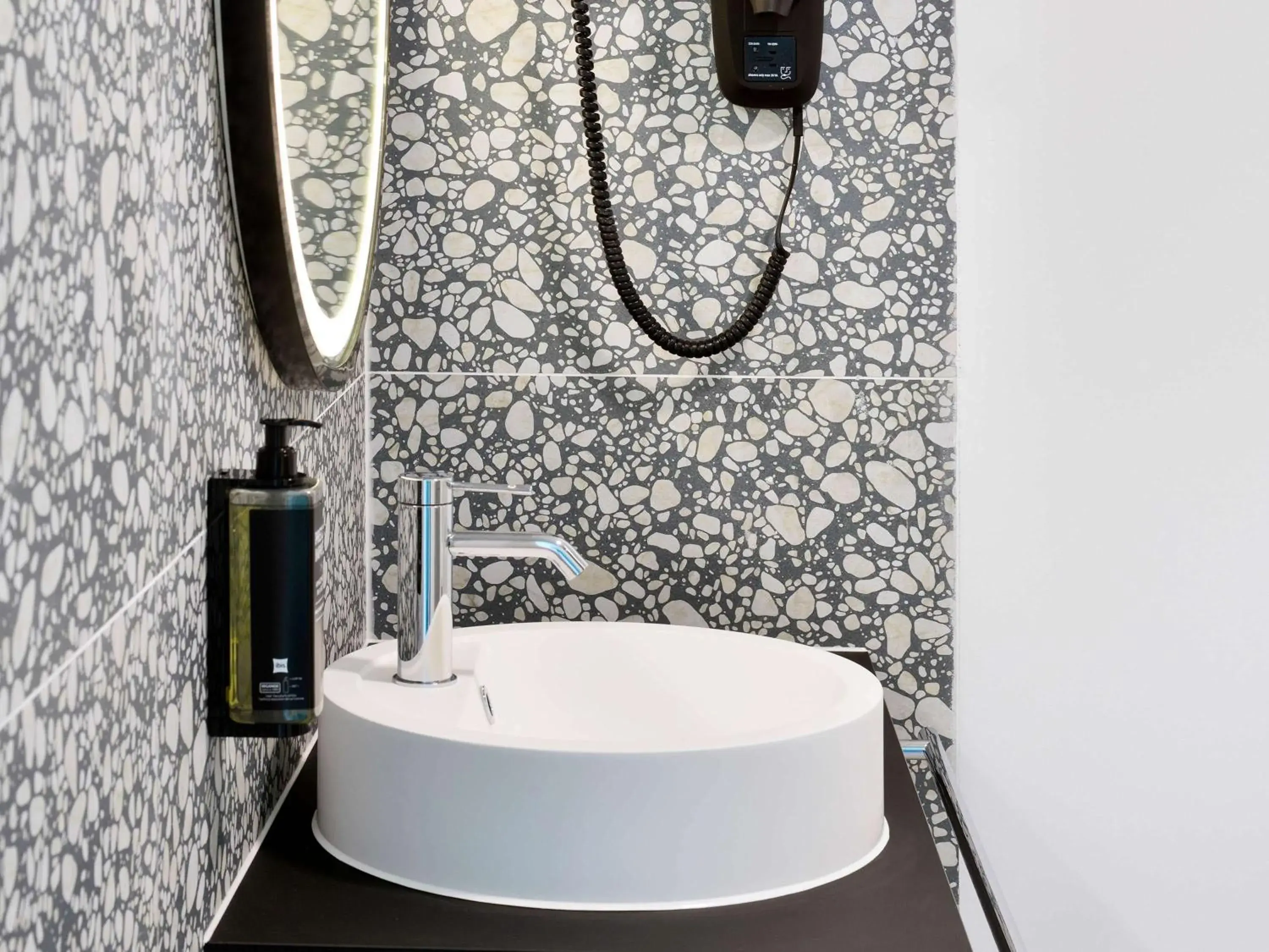 Bathroom in ibis Styles Bredene Bathroom in ibis Styles Bredene