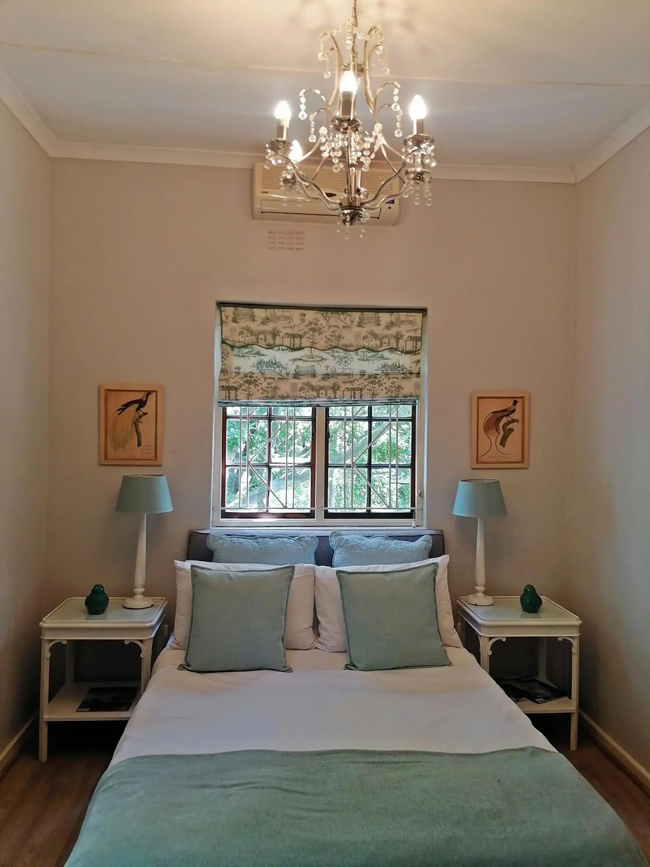 Bed in Diemersfontein Wine & Country Estate