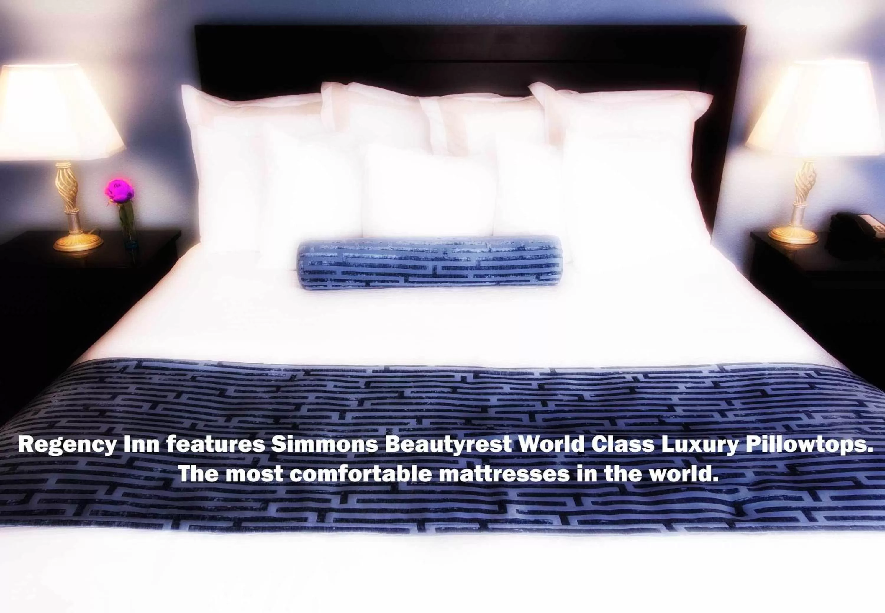 Bed in Regency Inn in Los Angeles