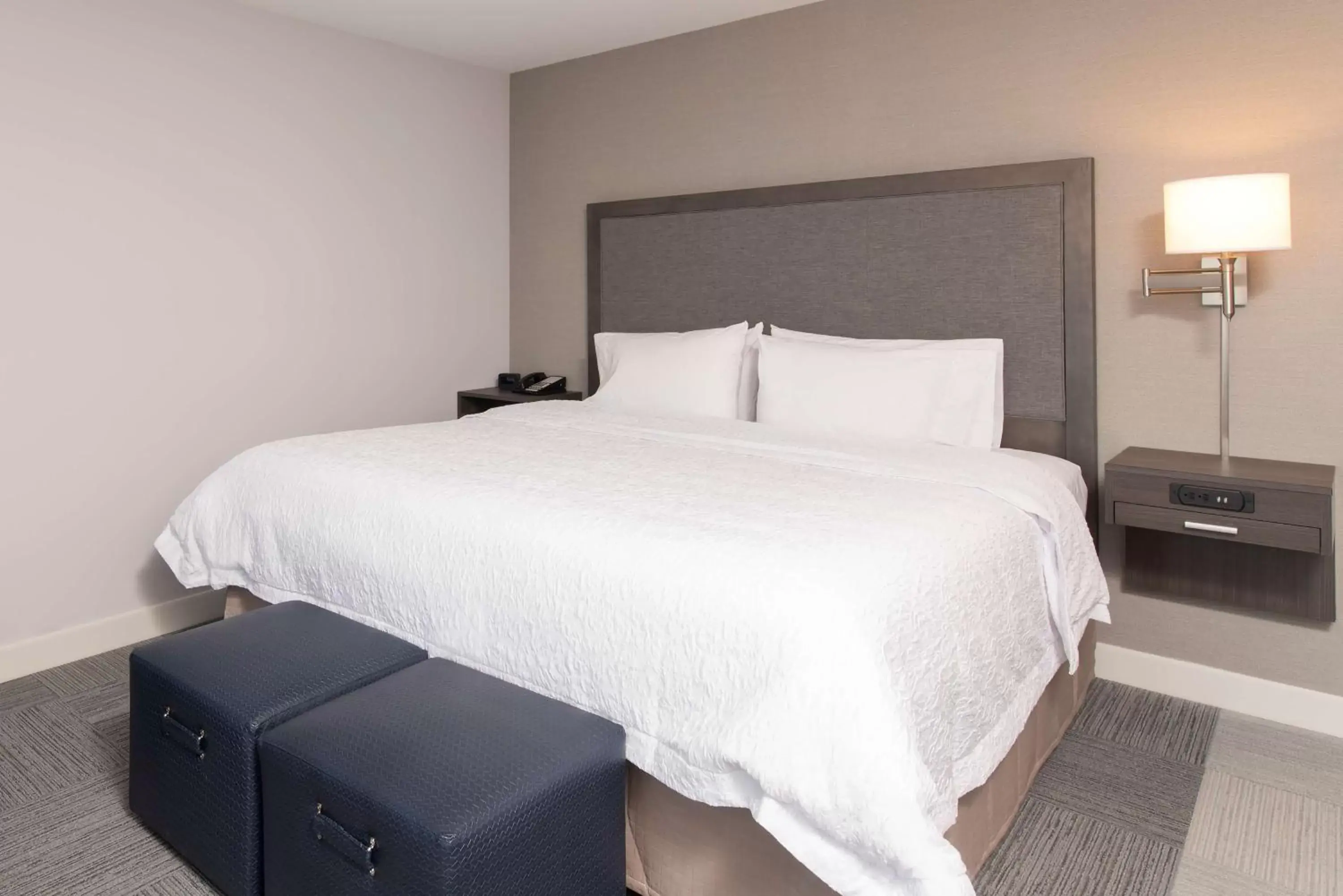 Bed in Hampton Inn and Suites Michigan City Bed in Hampton Inn and Suites Michigan City