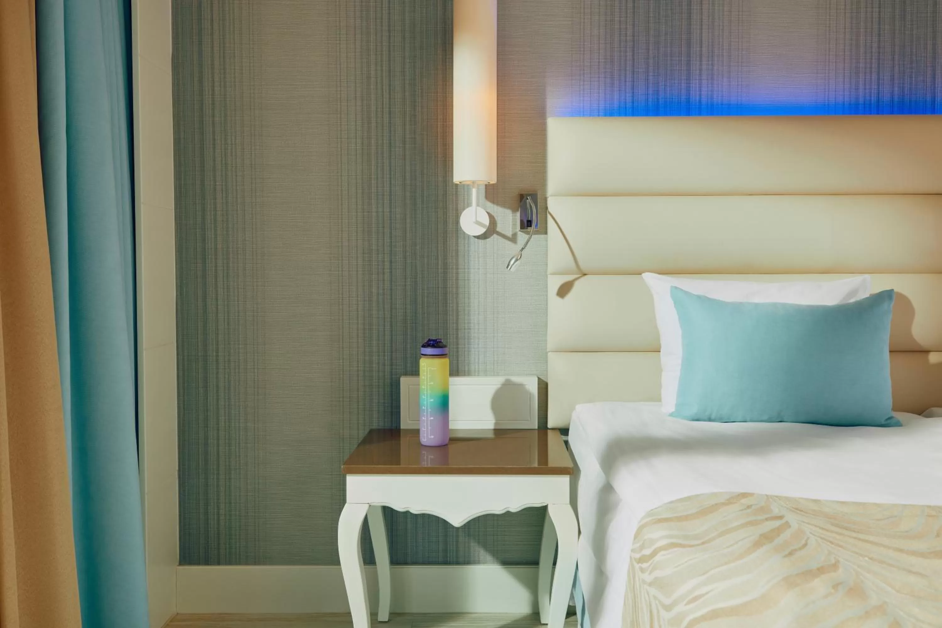 Bed in TUI MAGIC LIFE Masmavi