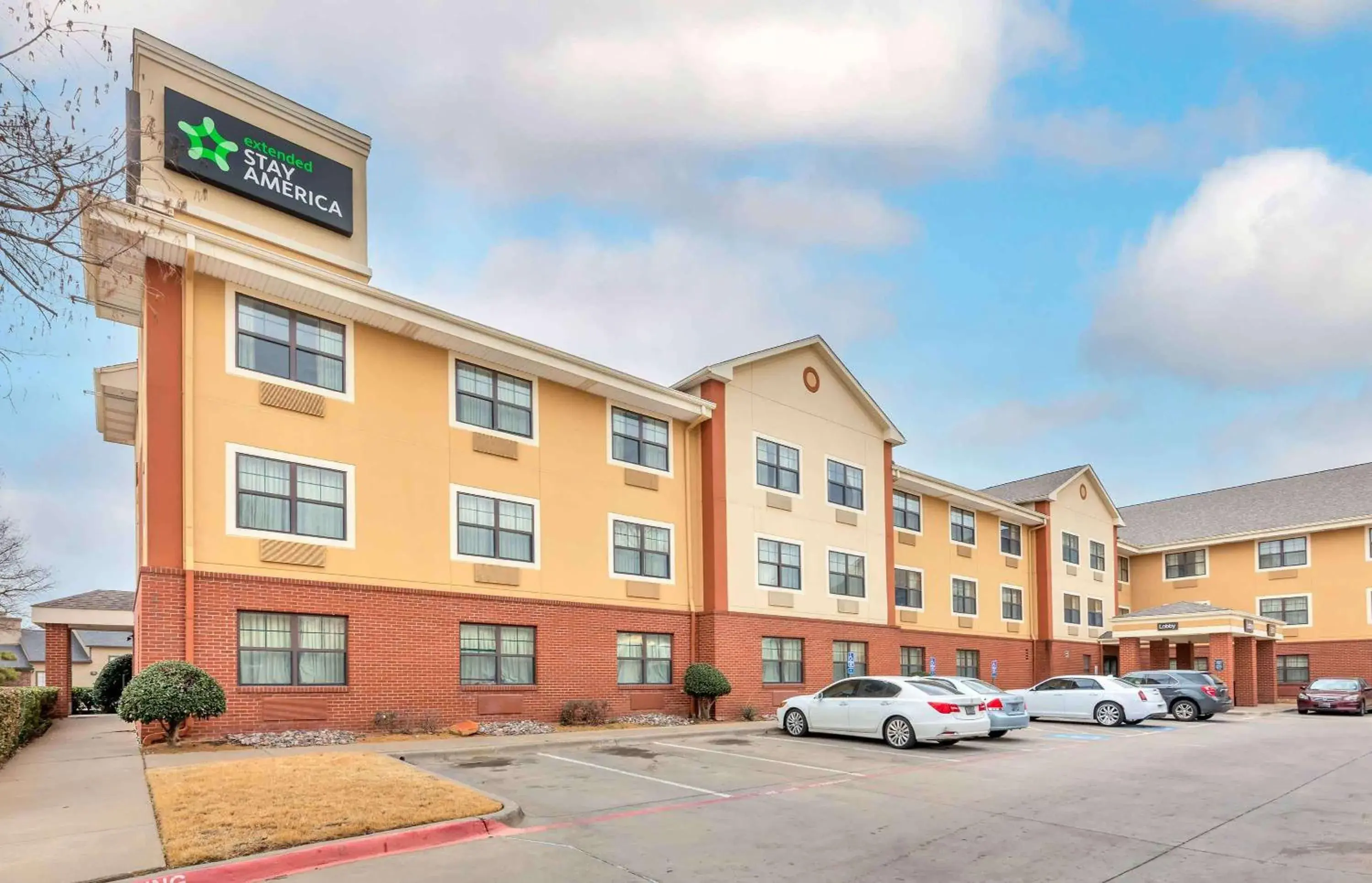 Property Building in Extended Stay America Suites - Fort Worth - City View