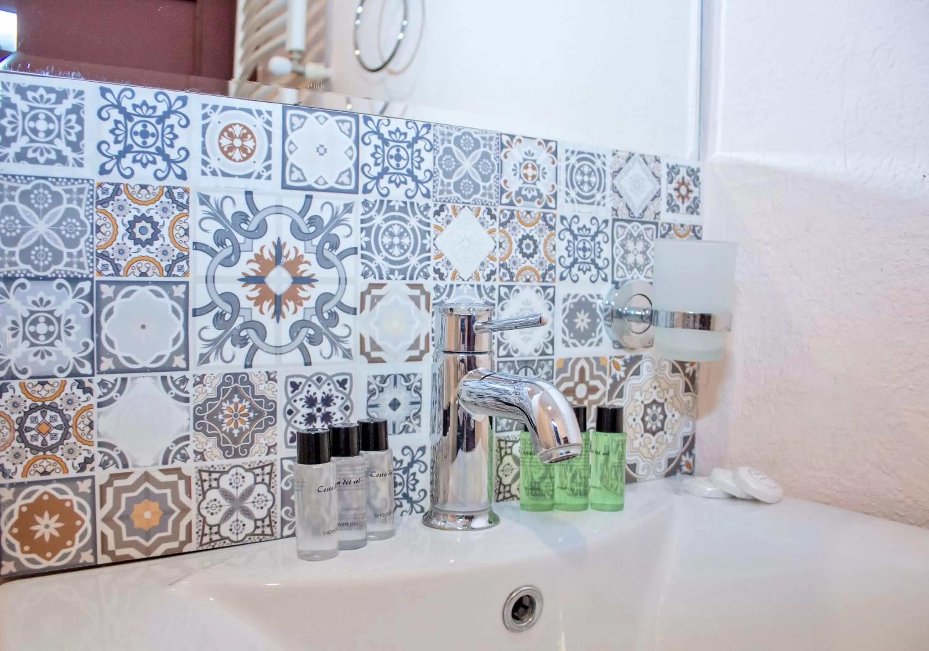 Bath in Check Point Hotel