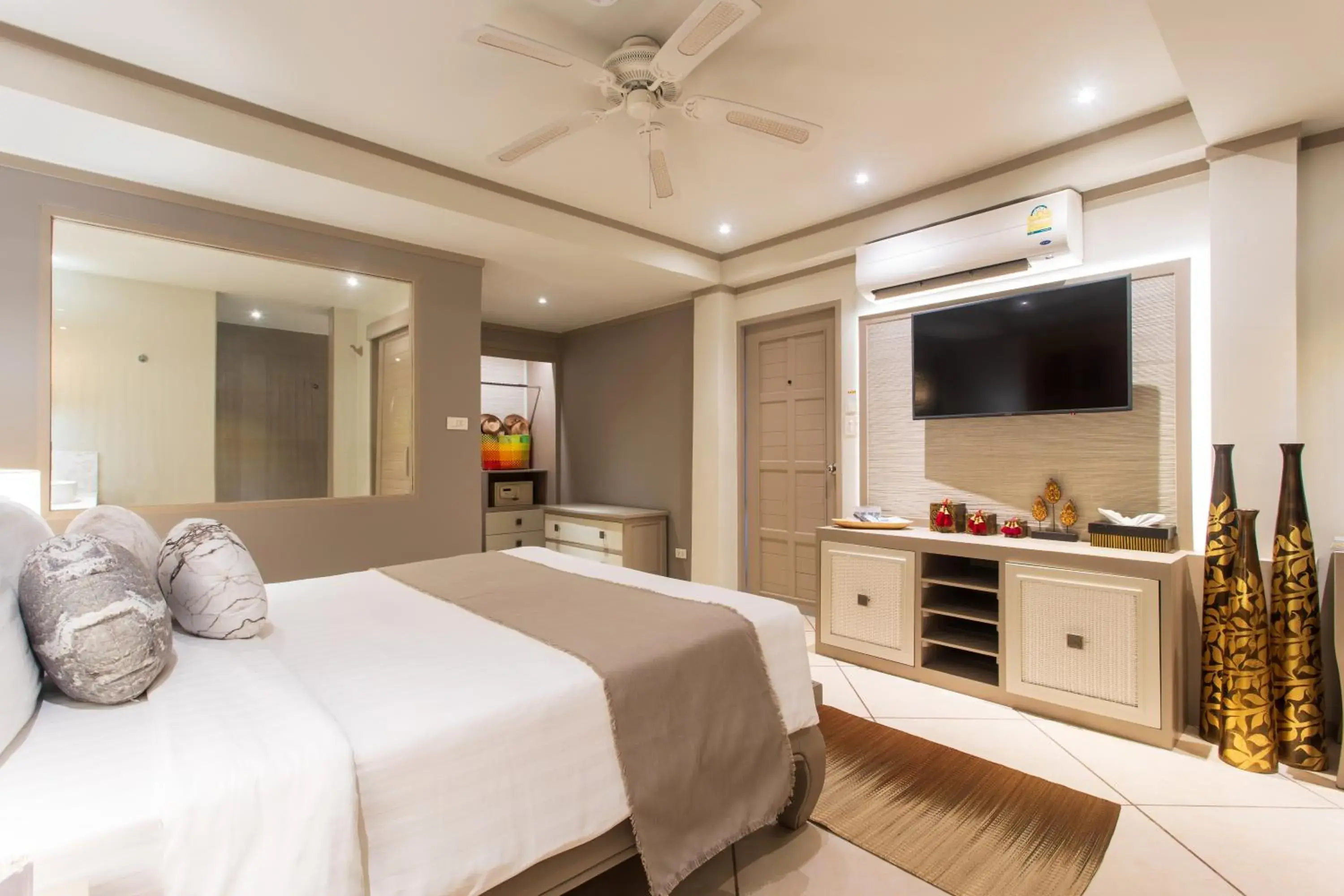 Bedroom in Rocky's Boutique Resort - Veranda Collection Samui - SHA Extra Plus