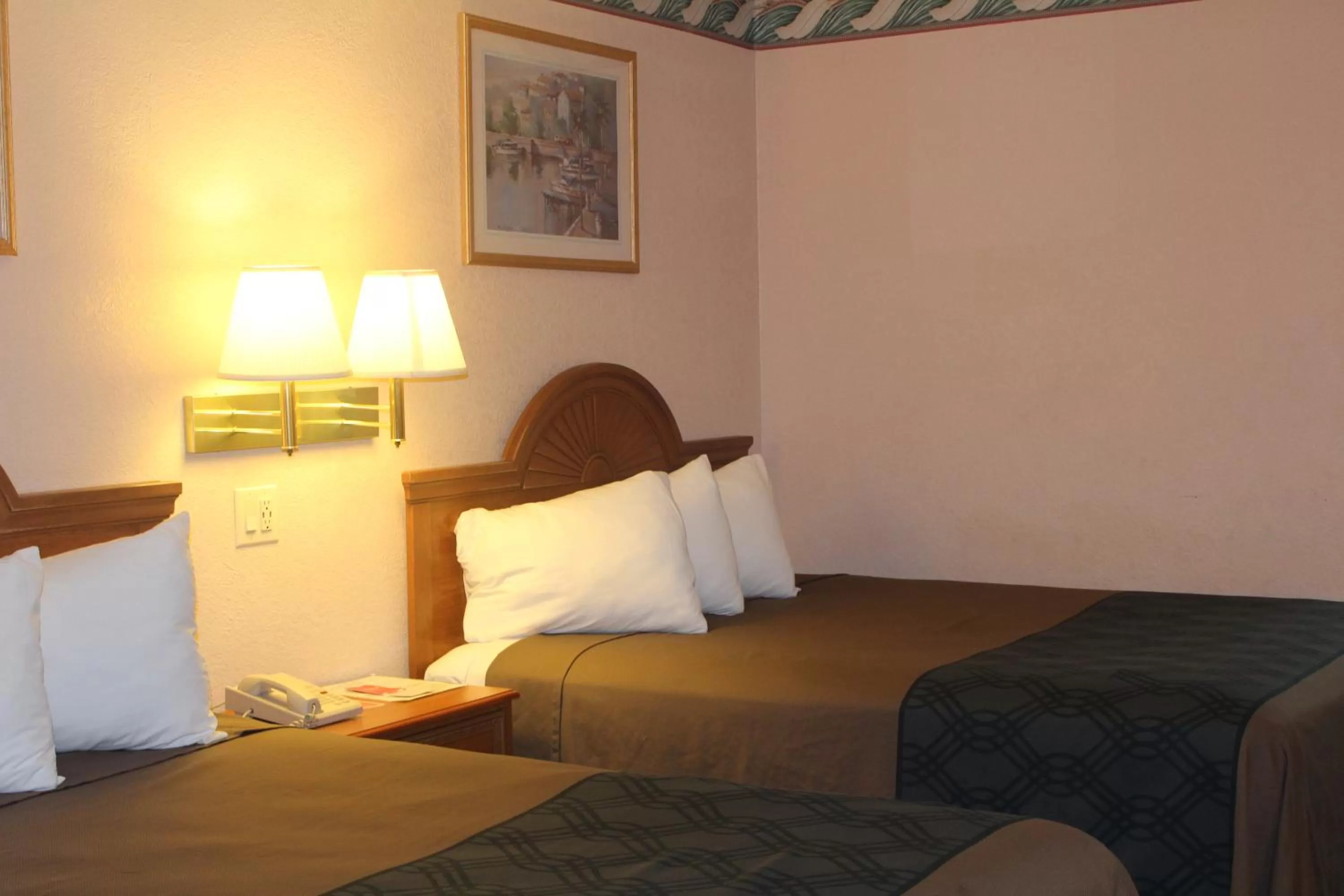 Bedroom, Bed in Americas Best Value Inn-Near NRG Park/Medical Center