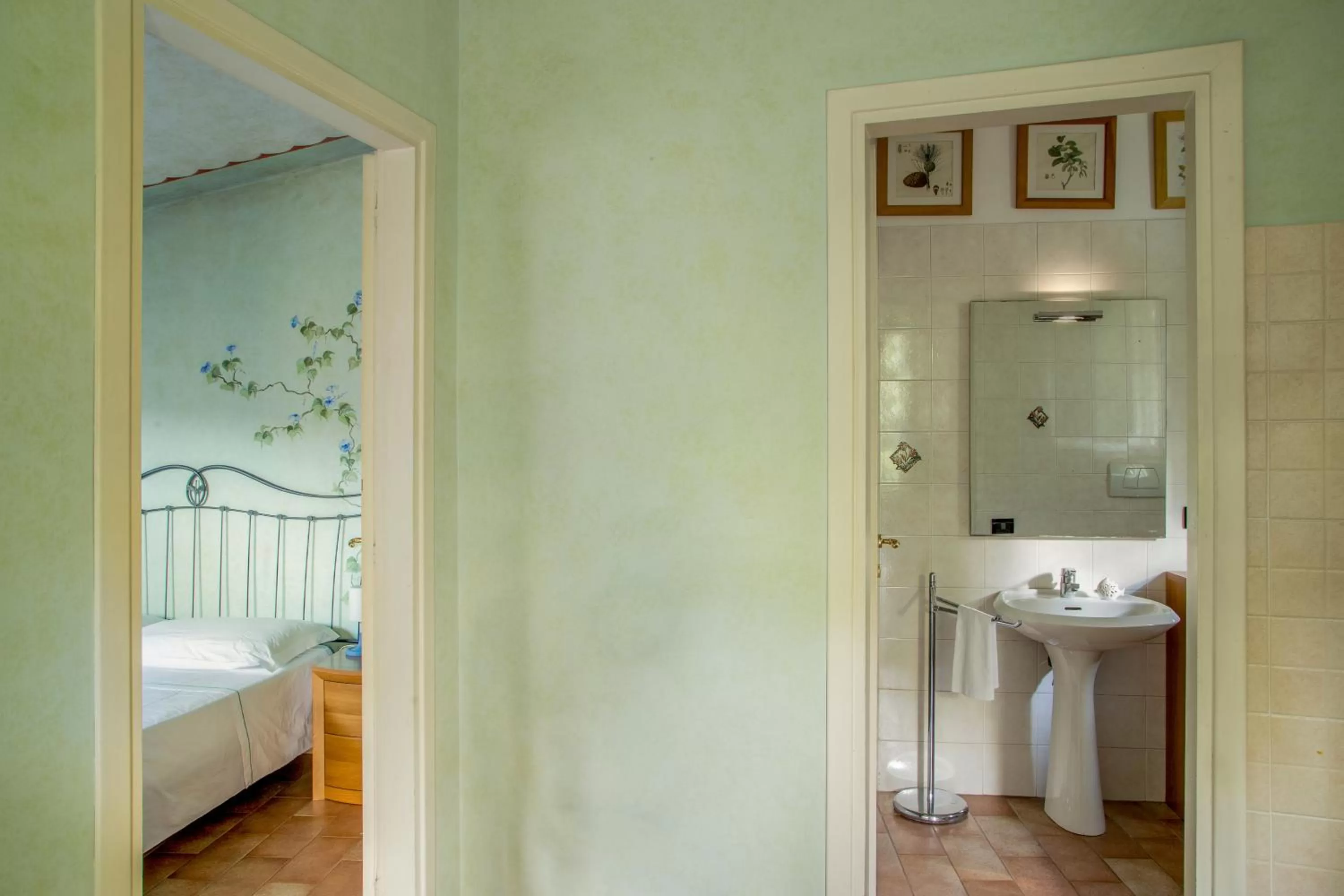 Bathroom, Bed in Residence Verdeborgo