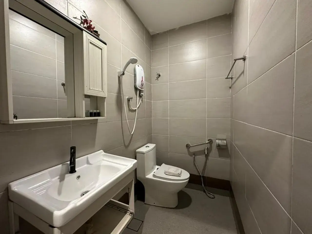 Bathroom in WF Motel