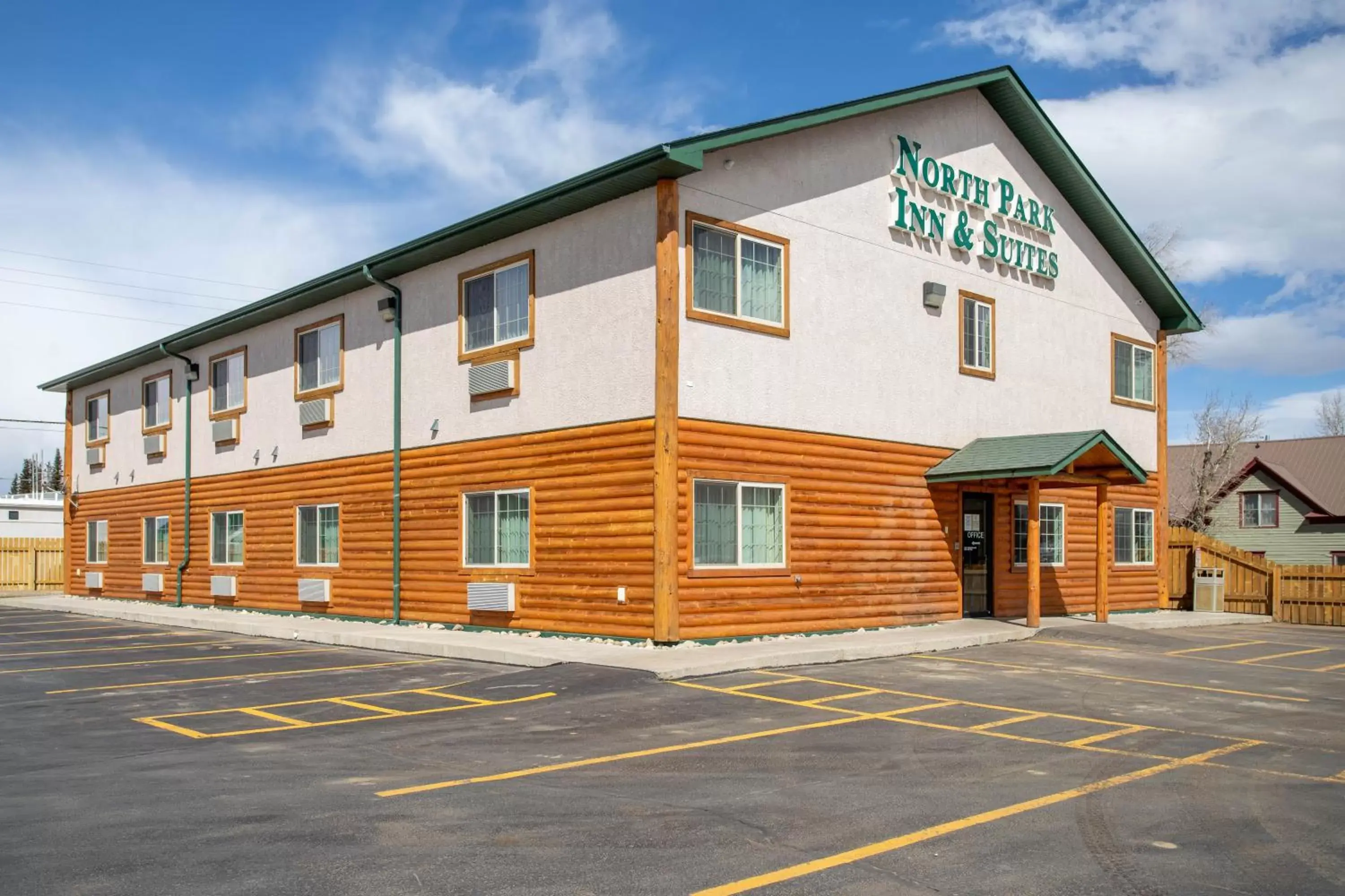 Property Building in North Park Inn & Suites