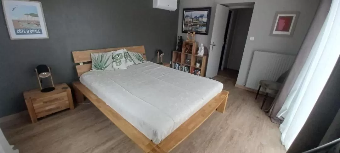 Bed in Le Mas de la Rocherie Chambre d'hôtes "Référence"