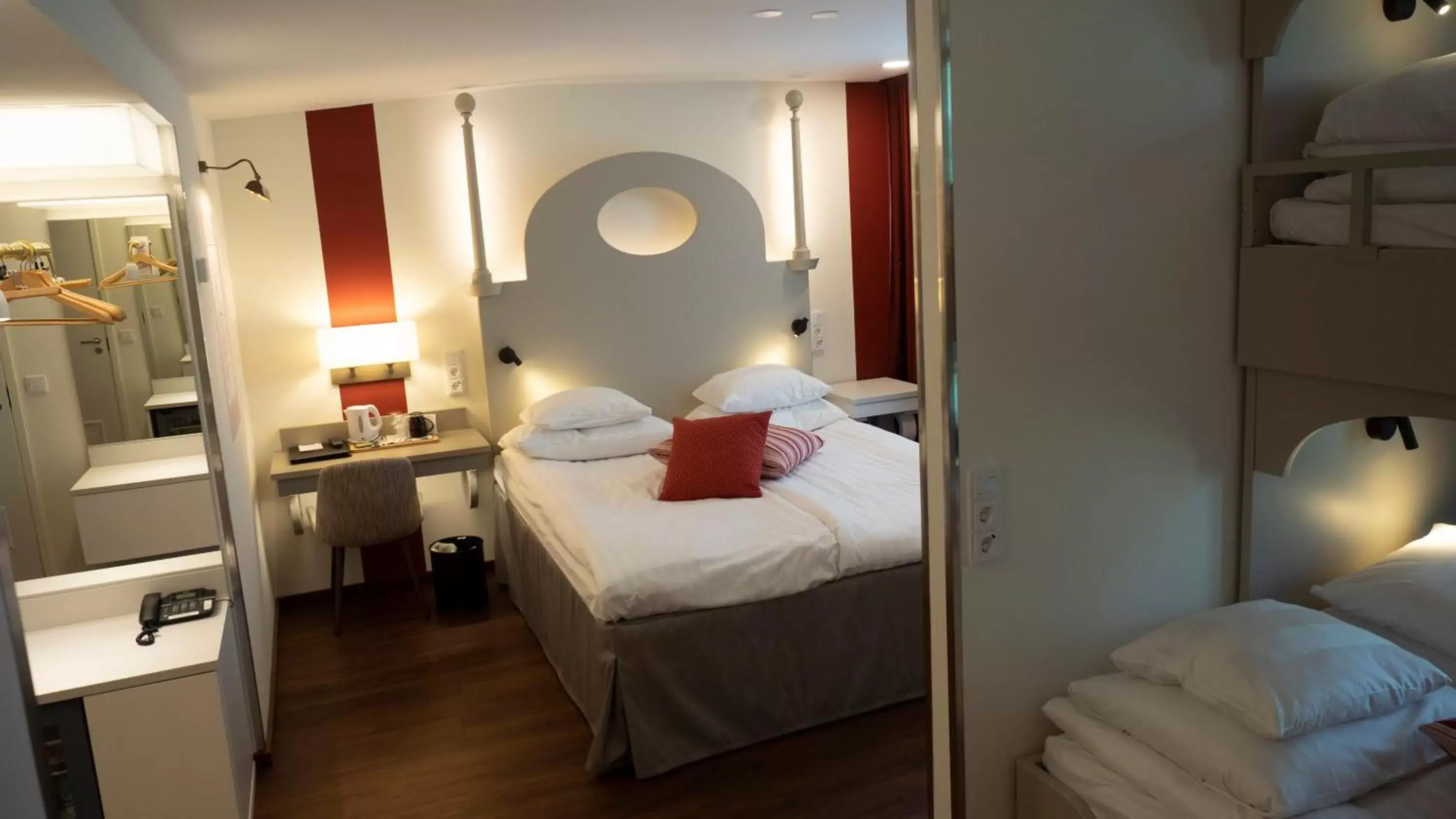 Bed in Original Sokos Hotel Seurahuone Kotka