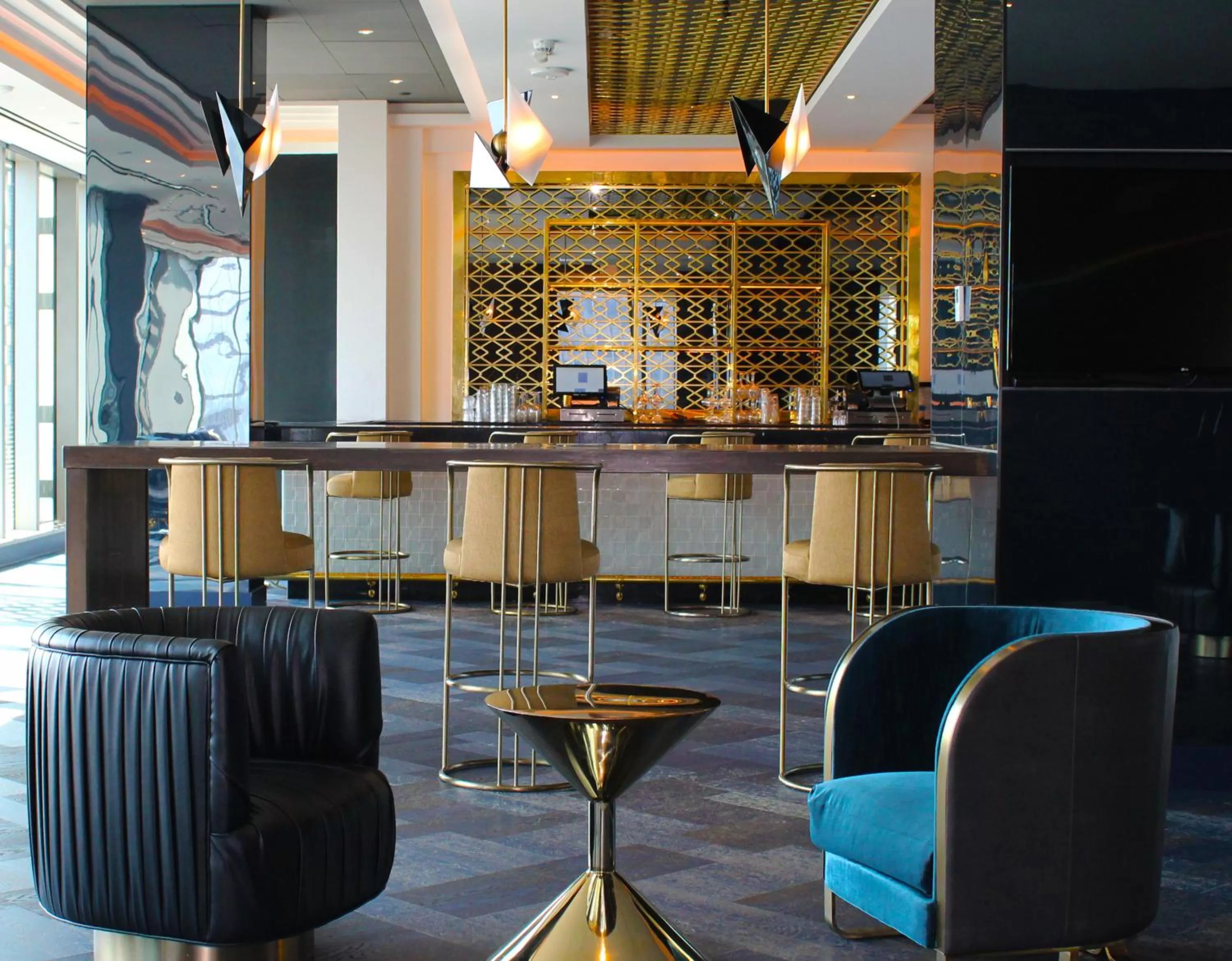 Lounge or bar in Hotel Indigo Los Angeles Downtown by IHG