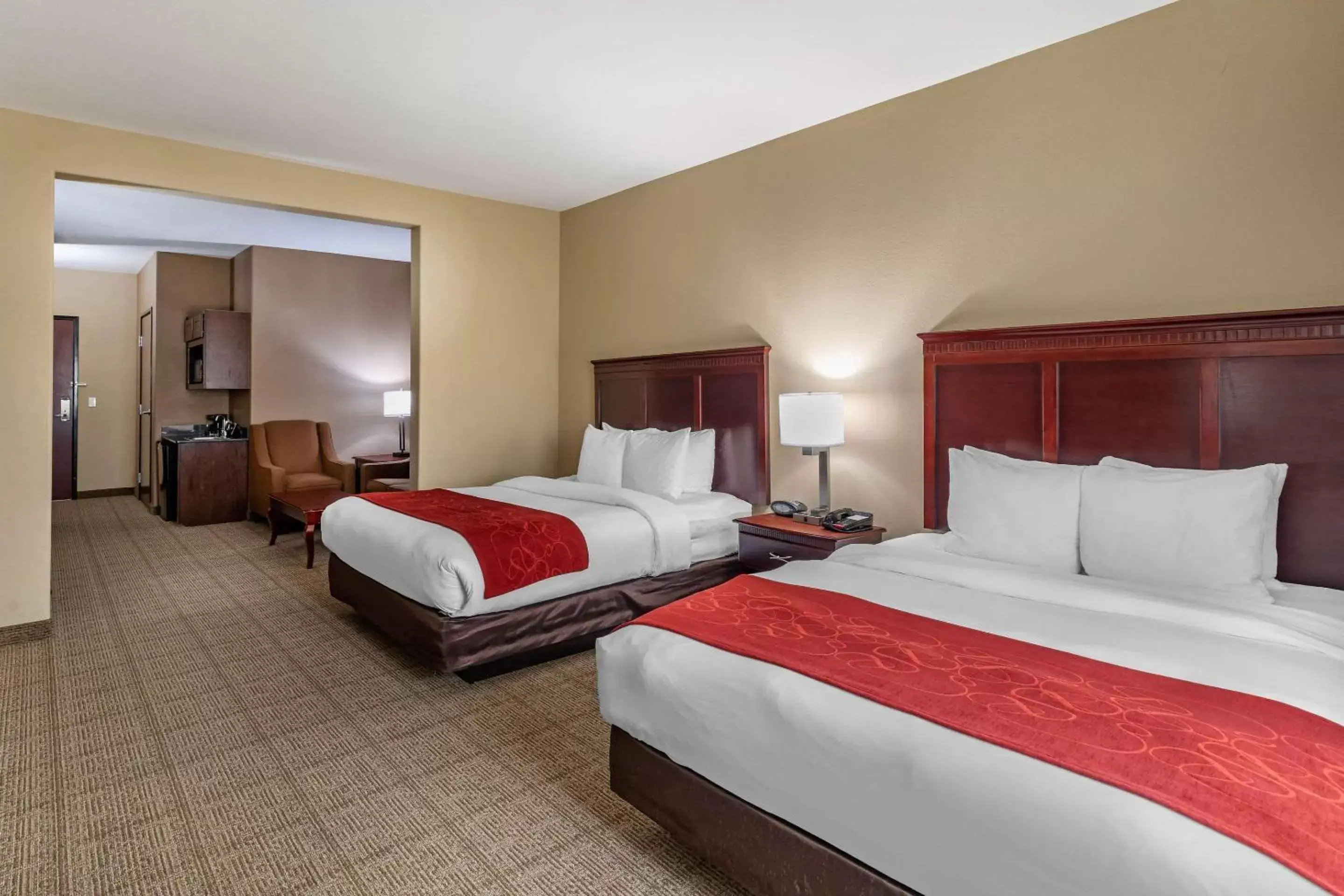 Suite with Two Queen Beds - Accessible/Non-Smoking in Comfort Suites Ennis Suite with Two Queen Beds - Accessible/Non-Smoking in Comfort Suites Ennis