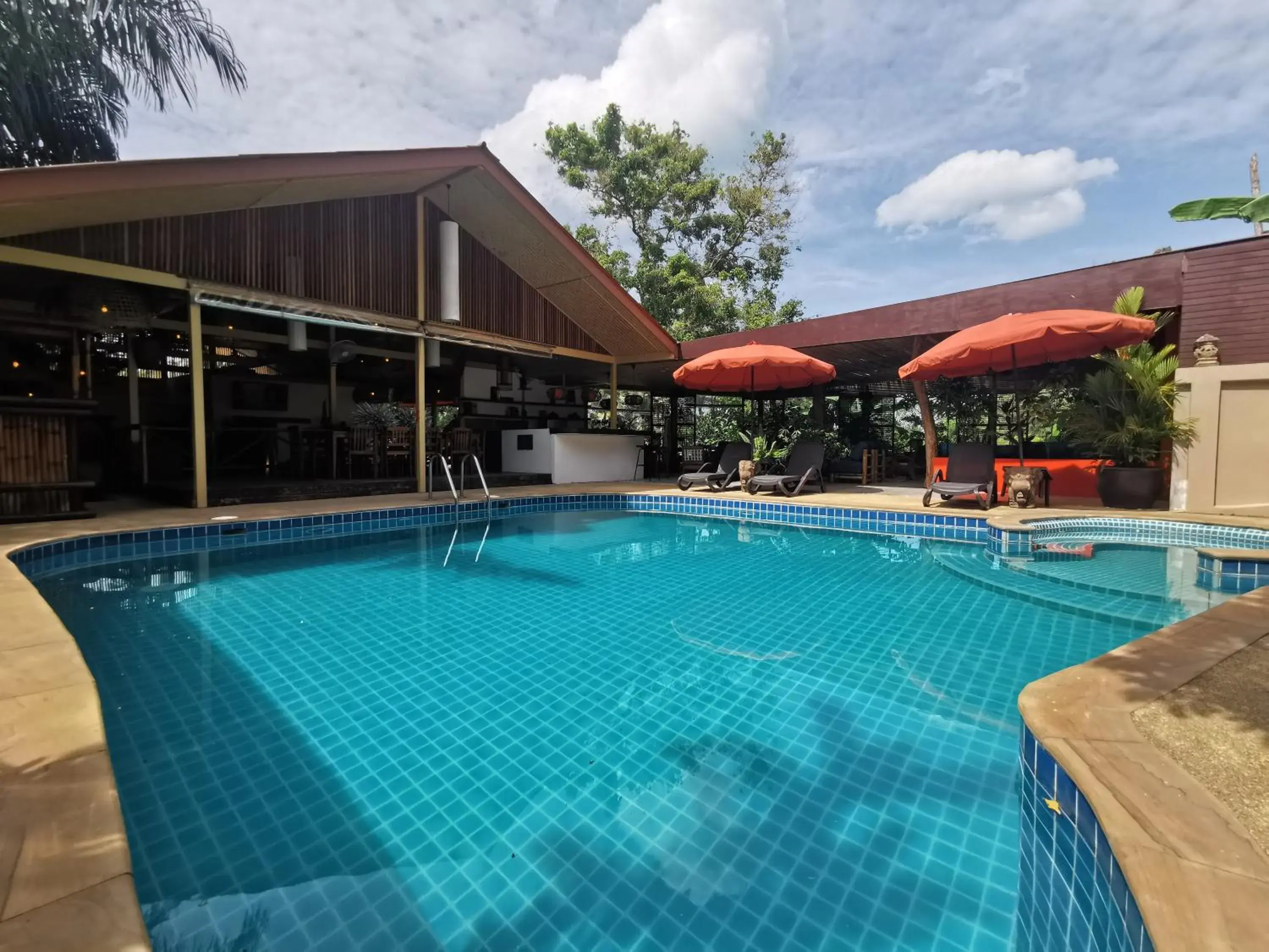 Swimming Pool in Baan Sukreep Resort