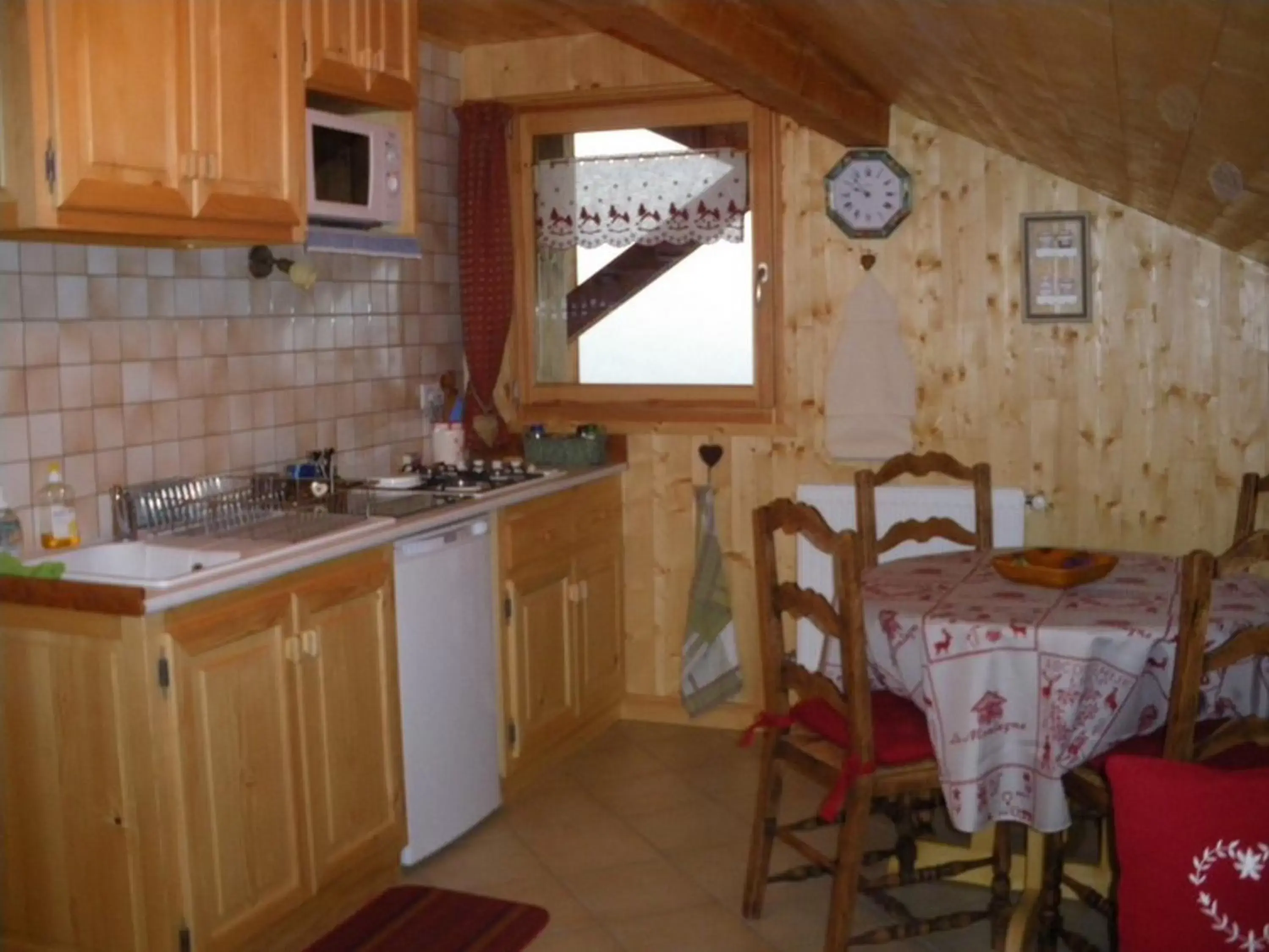 Kitchen or kitchenette, Kitchen/Kitchenette in Chambres d'hôtes les Terrasses de Varme