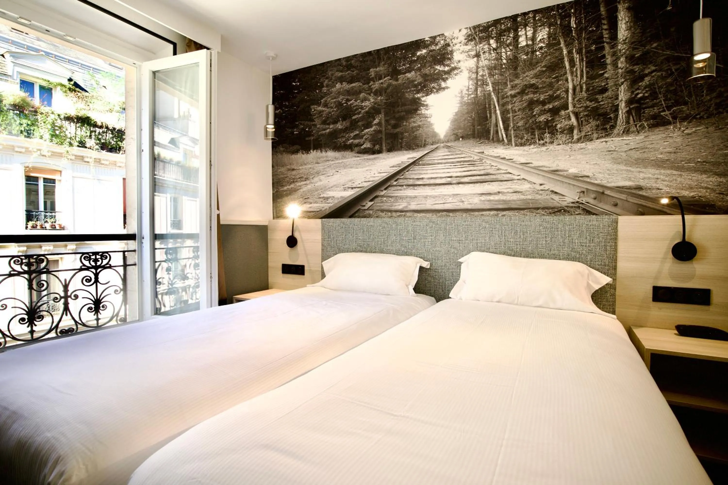 Bedroom, Bed in Appia La Fayette