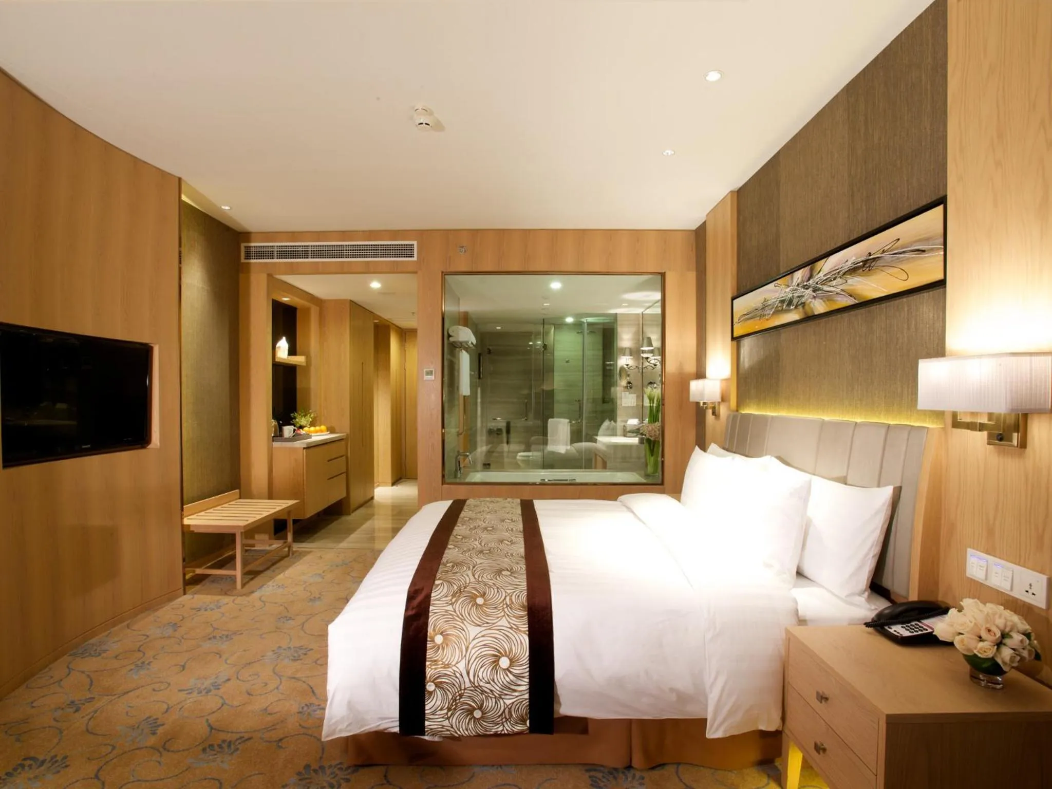 Superior King or Twin Room in Crowne Plaza Shanghai Noah Square, an IHG Hotel