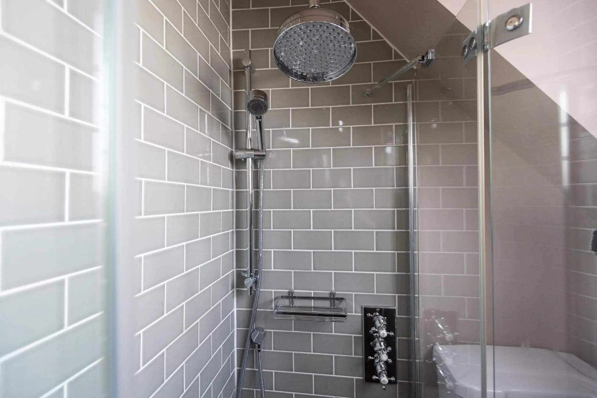 Shower, Bathroom in The Porch House