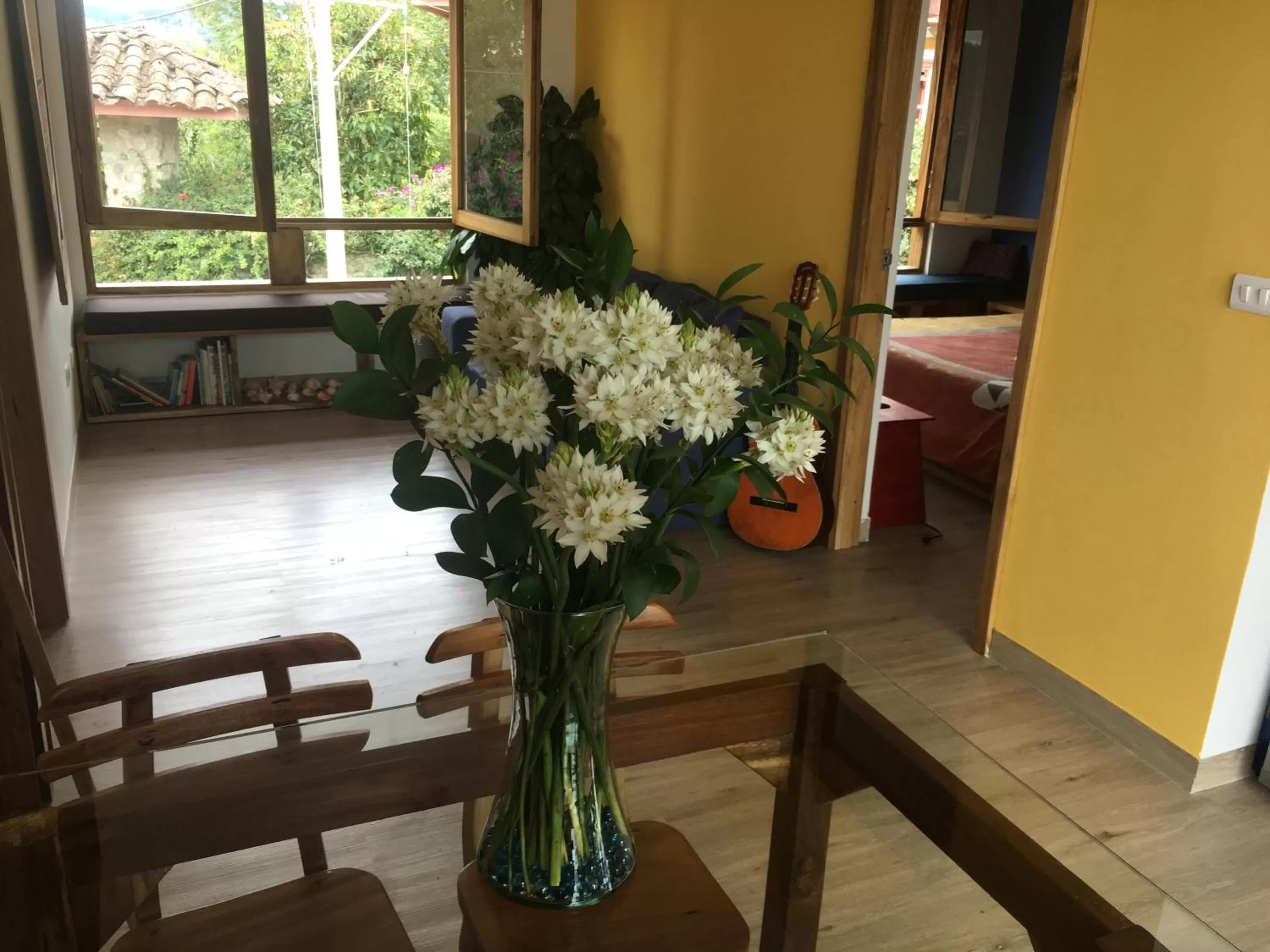 Living room, Dining Area in Hotel La Caracola