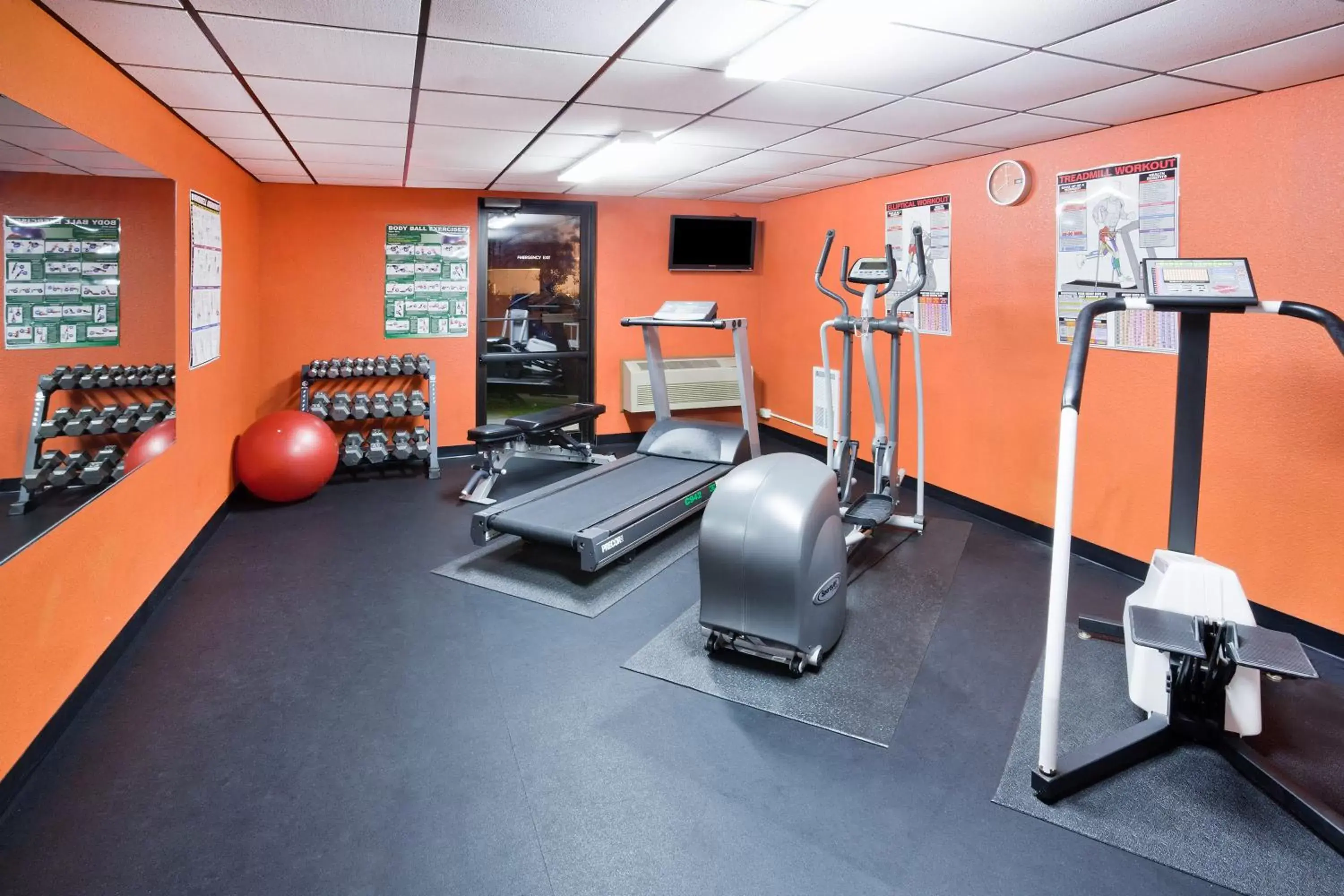 Fitness centre/facilities, Fitness Center/Facilities in AmericInn by Wyndham Plover Stevens Point