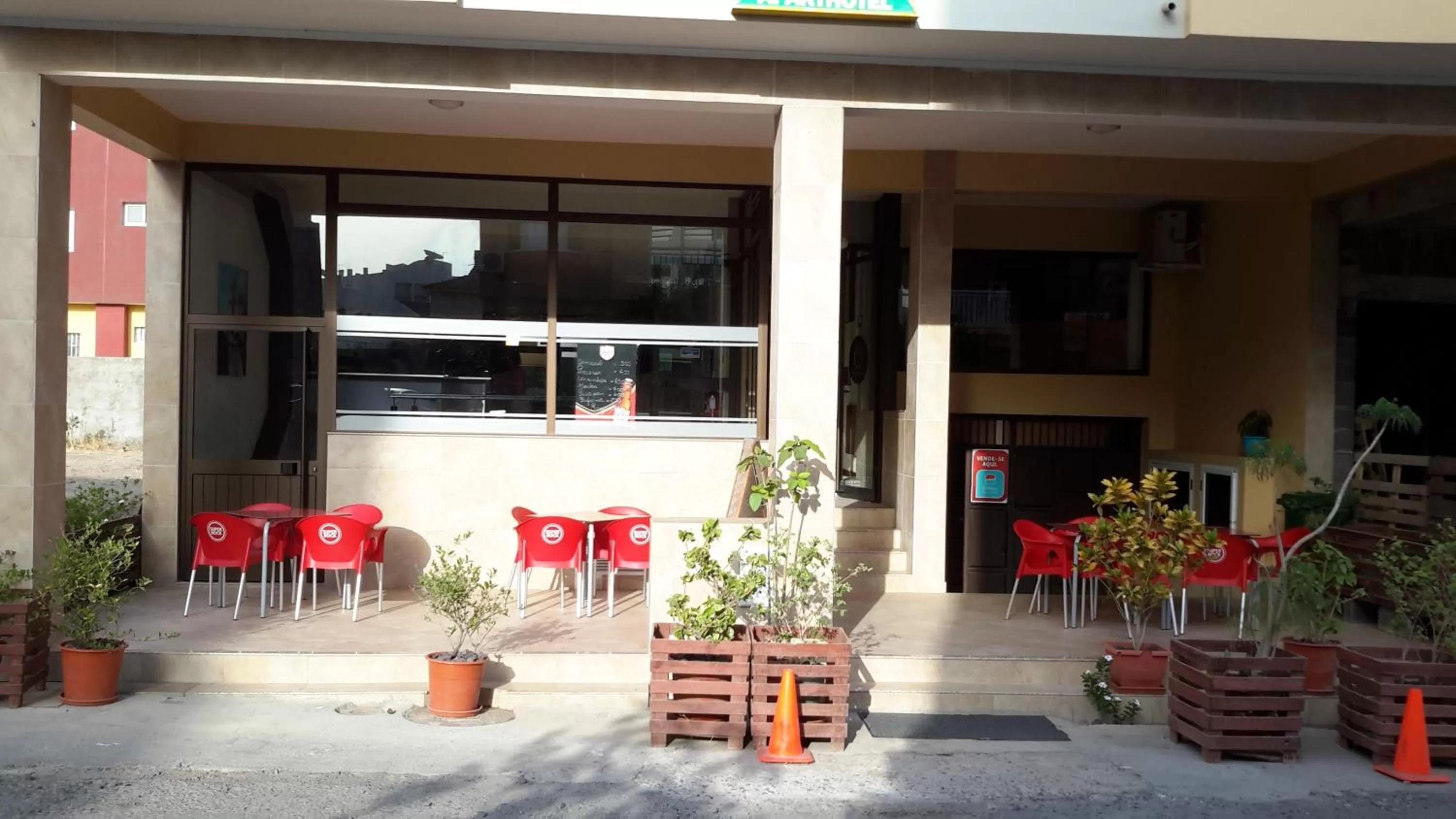 Facade/entrance in LT Aparthotel