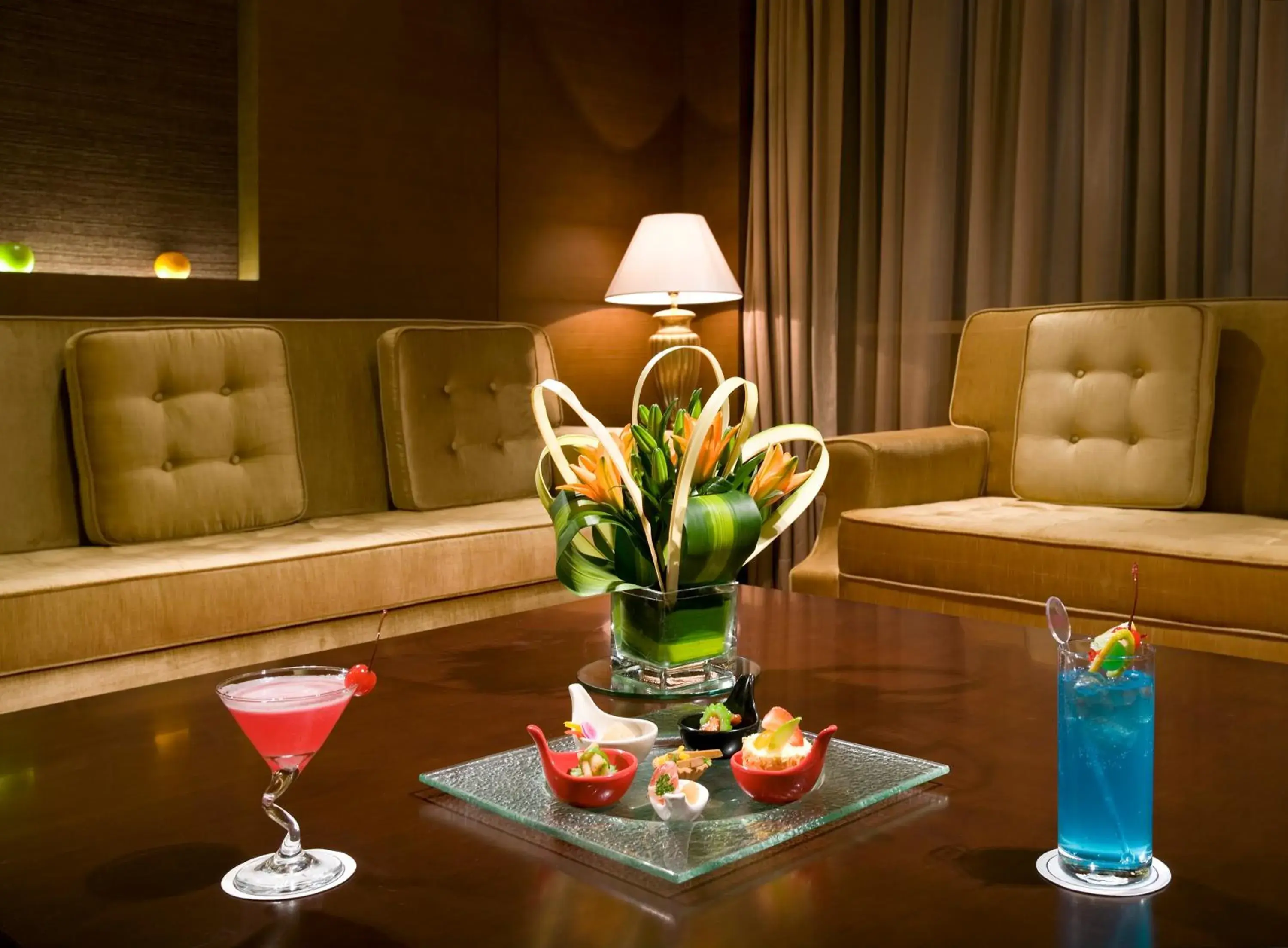 Lounge or bar in Baolong Hotel Shanghai Lounge or bar in Baolong Hotel Shanghai