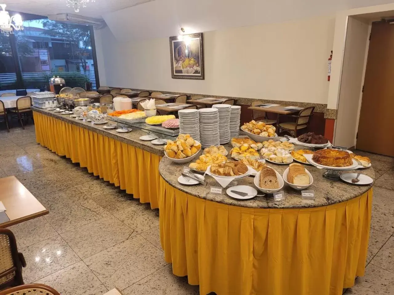 Restaurant/places to eat in Hotel Dan Inn São José dos Campos Restaurant/places to eat in Hotel Dan Inn São José dos Campos