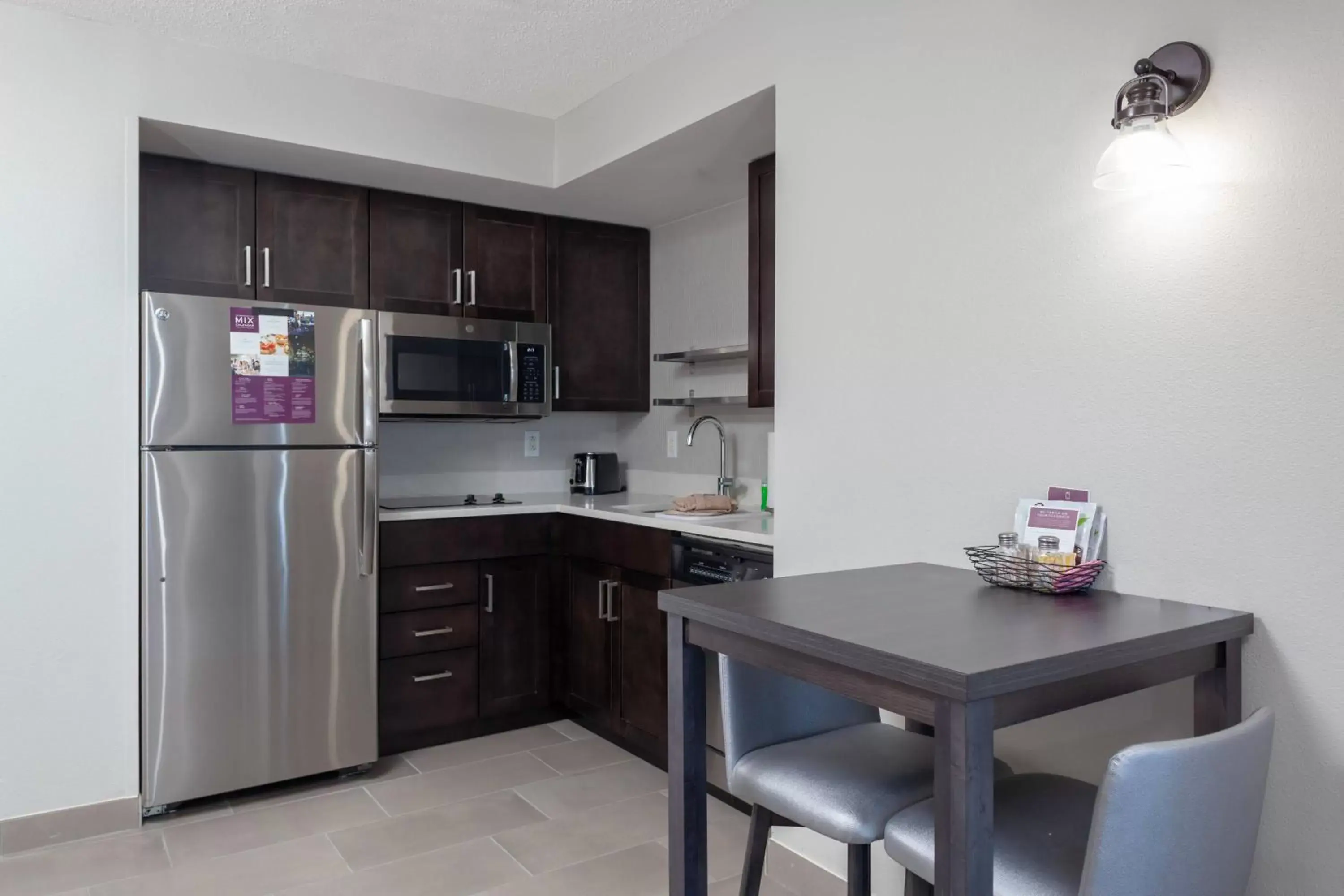 Kitchen or kitchenette, Kitchen/Kitchenette in Residence Inn By Marriott Virginia Beach Oceanfront